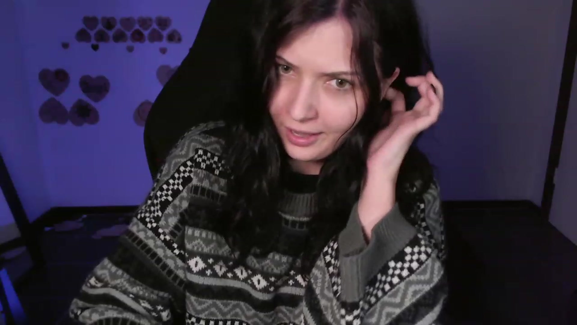 Gallery image thumbnail from online's myfreecams stream on, 12/29/2023, 05:21 image 20 of 20