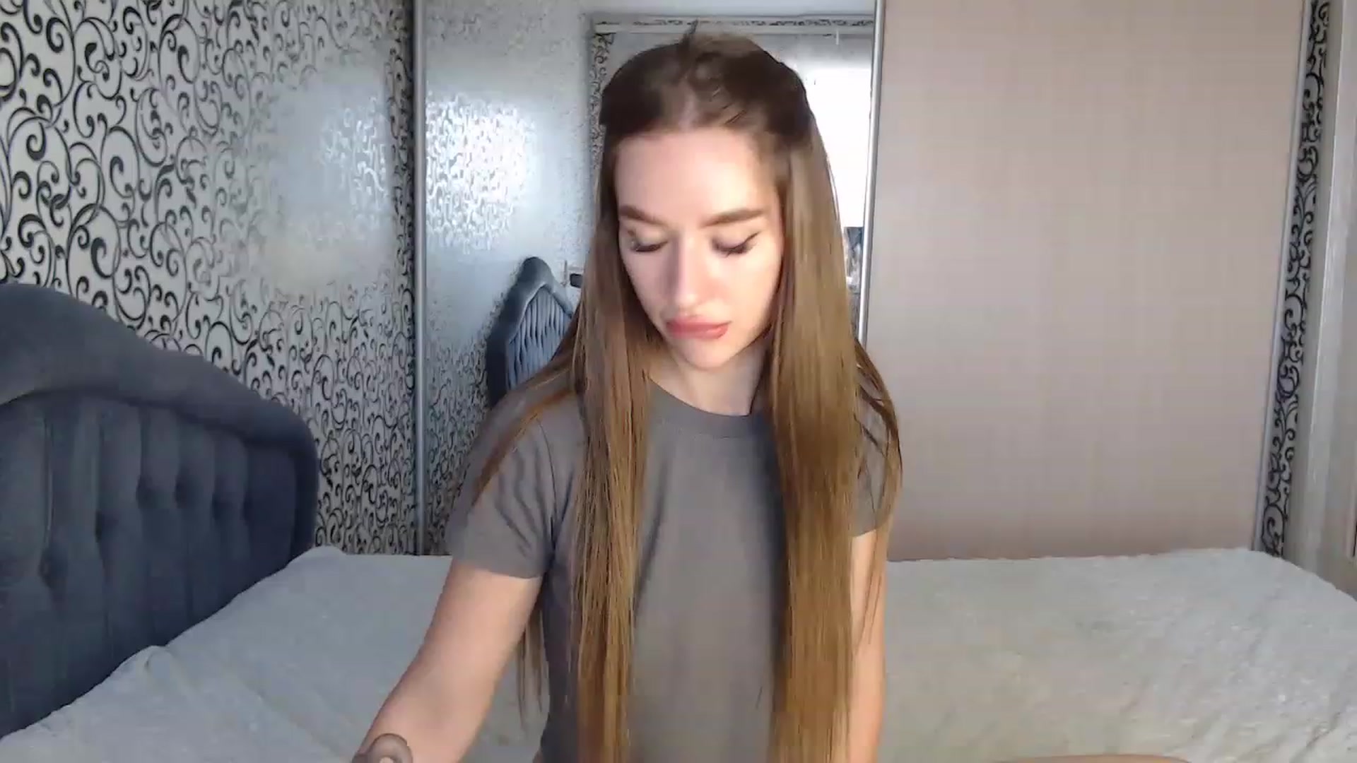 Gallery image thumbnail from only_Alisha's myfreecams stream on, 08/06/2023, 13:27 image 12 of 20