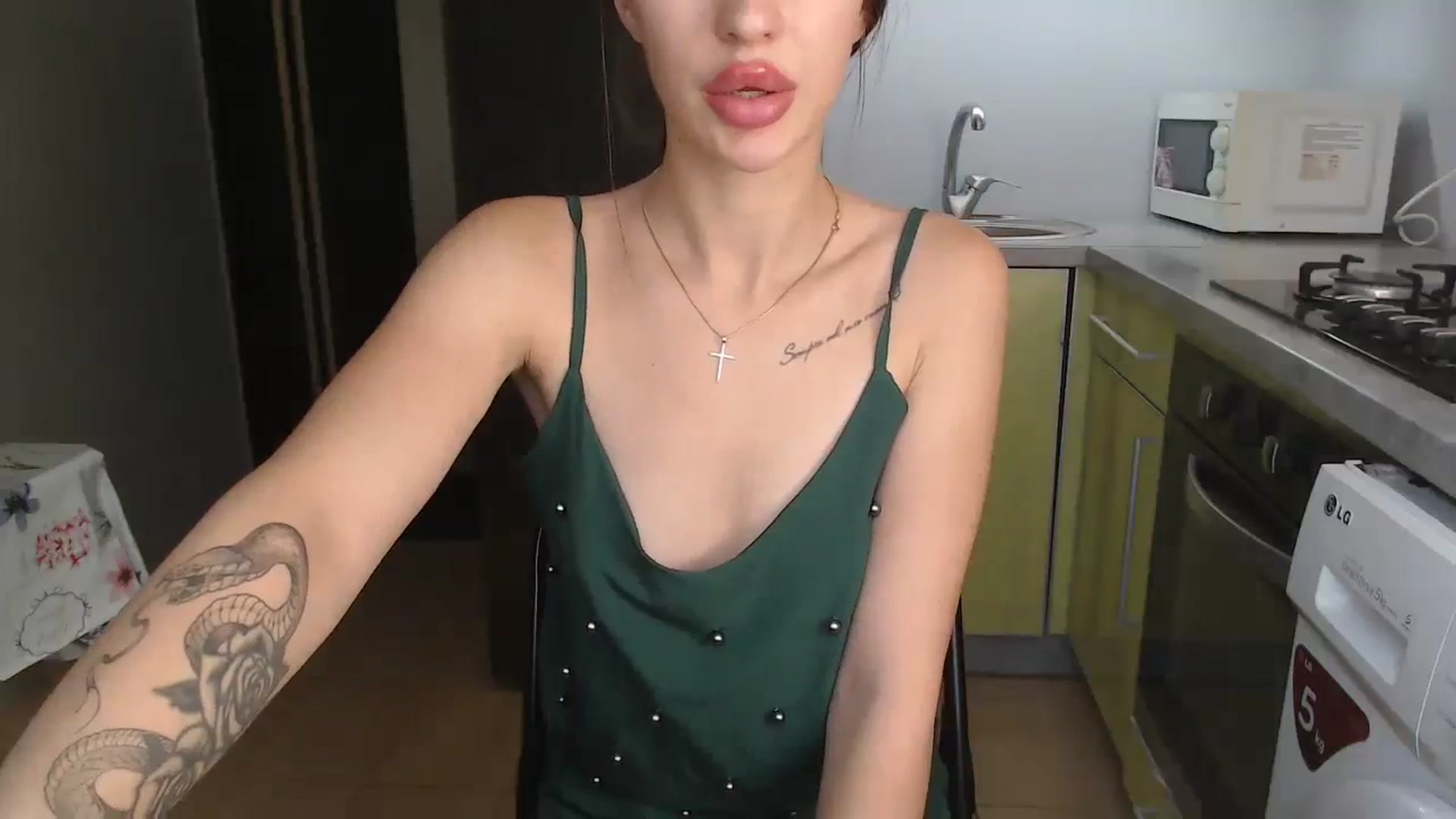 Gallery image thumbnail from only_Alisha's myfreecams stream on, 09/26/2023, 11:51 image 10 of 20