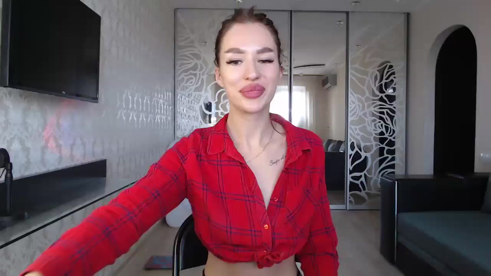 Gallery image thumbnail from only_Alisha's myfreecams stream on, 09/30/2023, 12:43 image 1 of 20