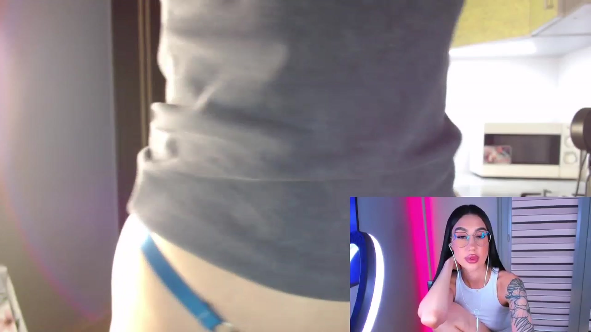 Gallery image thumbnail from only_Alisha's myfreecams stream on, 03/19/2024, 16:00 image 18 of 20
