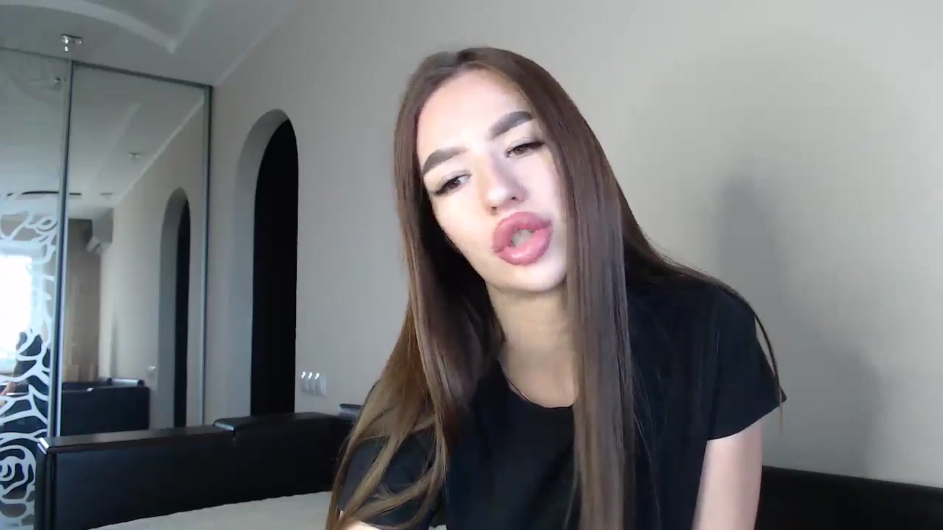 Gallery image thumbnail from only_Alisha's myfreecams stream on, 05/26/2024, 11:32 image 11 of 20