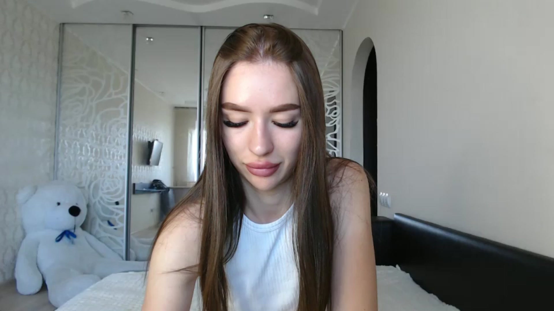 Gallery image thumbnail from only_Alisha's myfreecams stream on, 06/22/2024, 13:30 image 1 of 20