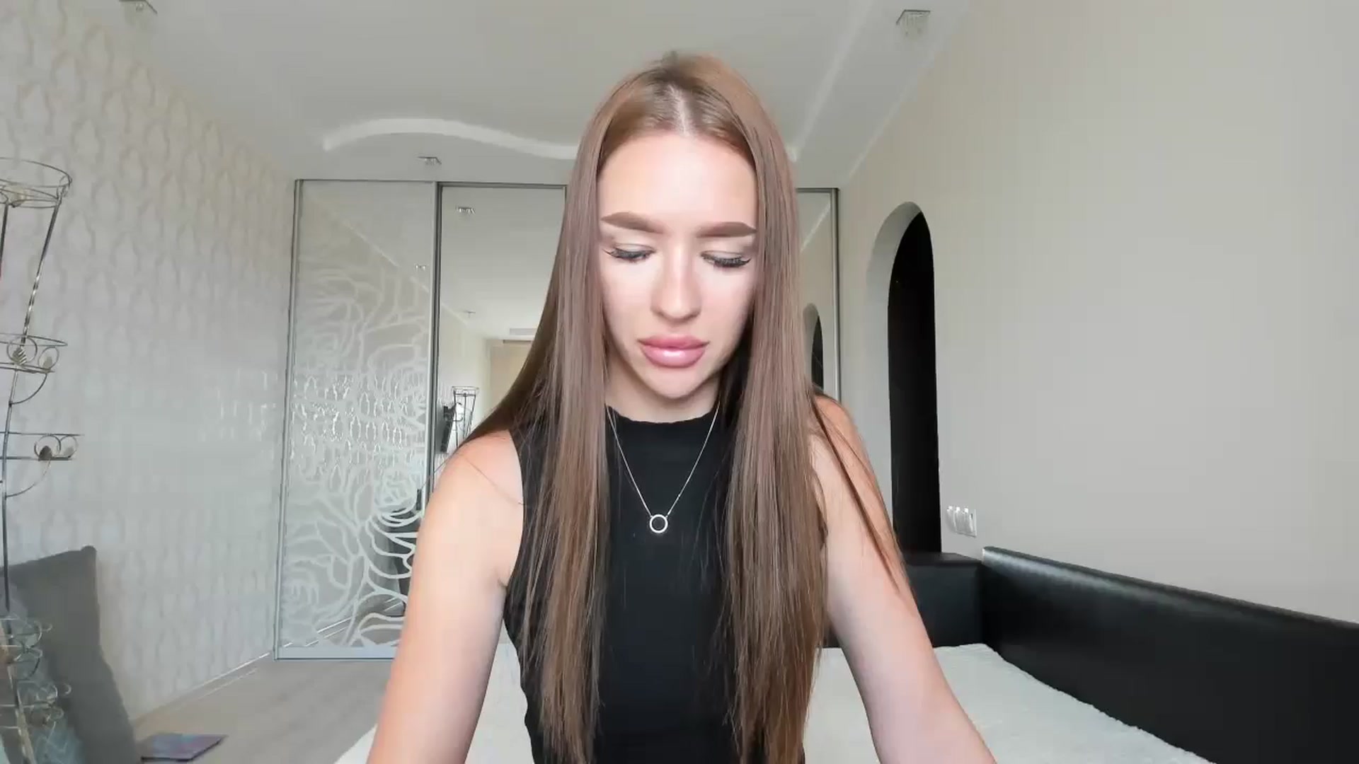 Gallery image thumbnail from only_Alisha's myfreecams stream on, 07/26/2024, 09:39 image 1 of 20