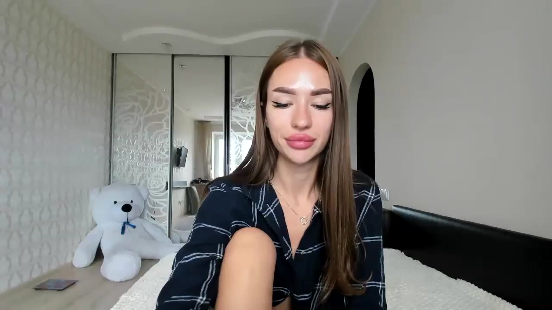 Gallery image thumbnail from only_Alisha's myfreecams stream on, 08/22/2024, 13:20 image 3 of 20