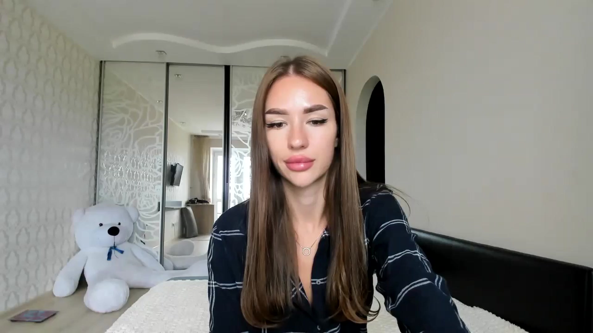 Gallery image thumbnail from only_Alisha's myfreecams stream on, 08/22/2024, 13:20 image 12 of 20