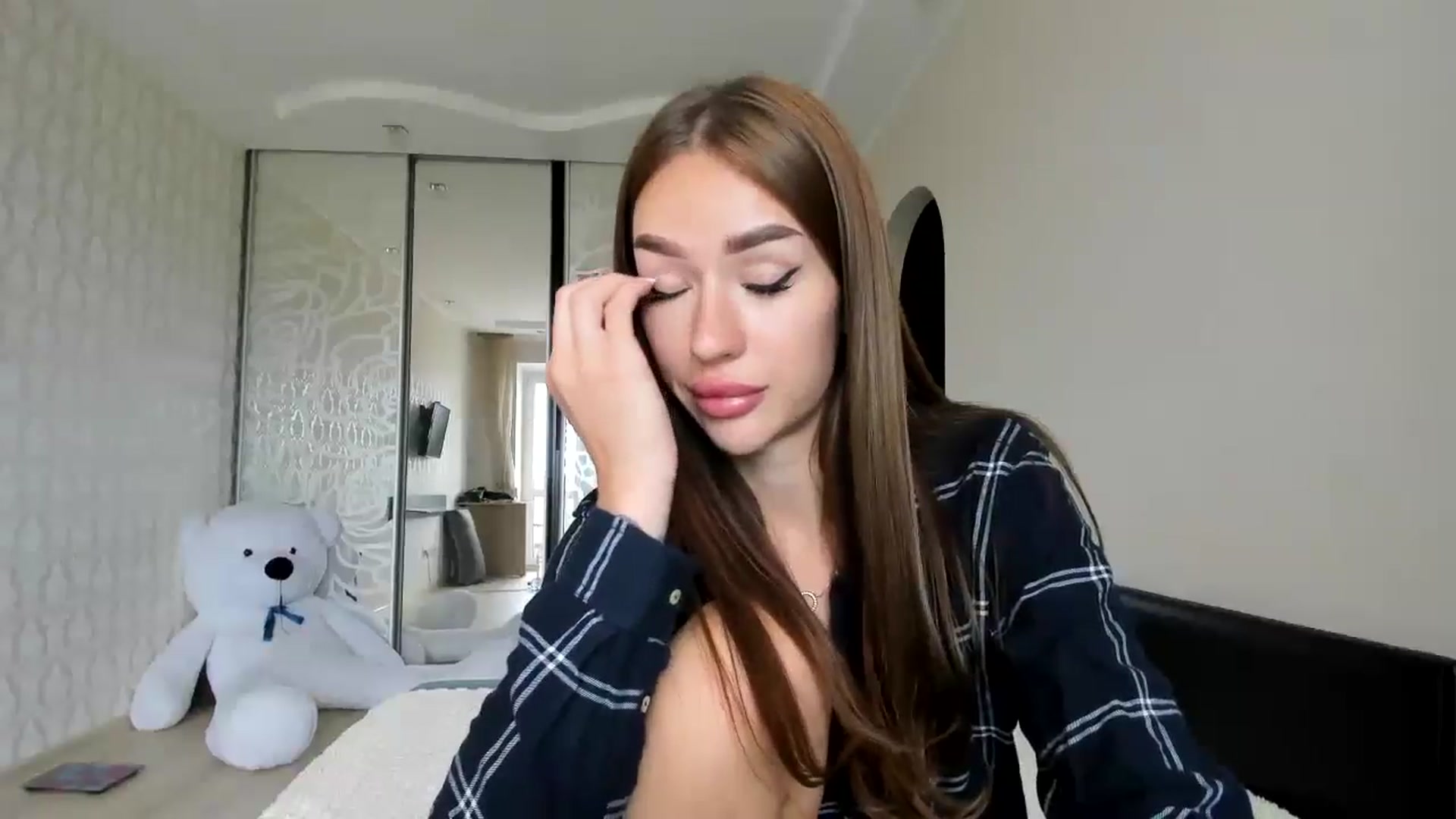 Gallery image thumbnail from only_Alisha's myfreecams stream on, 08/22/2024, 13:20 image 14 of 20