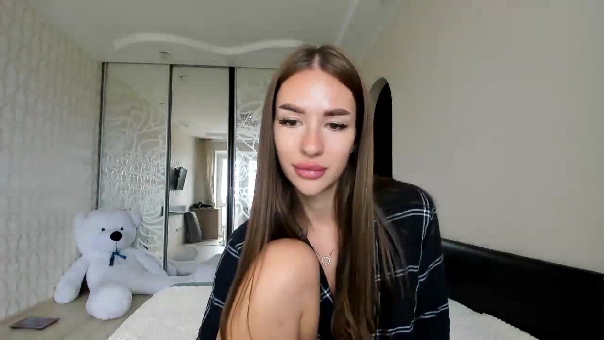 Gallery image thumbnail from only_Alisha's myfreecams stream on, 08/22/2024, 13:20 image 15 of 20