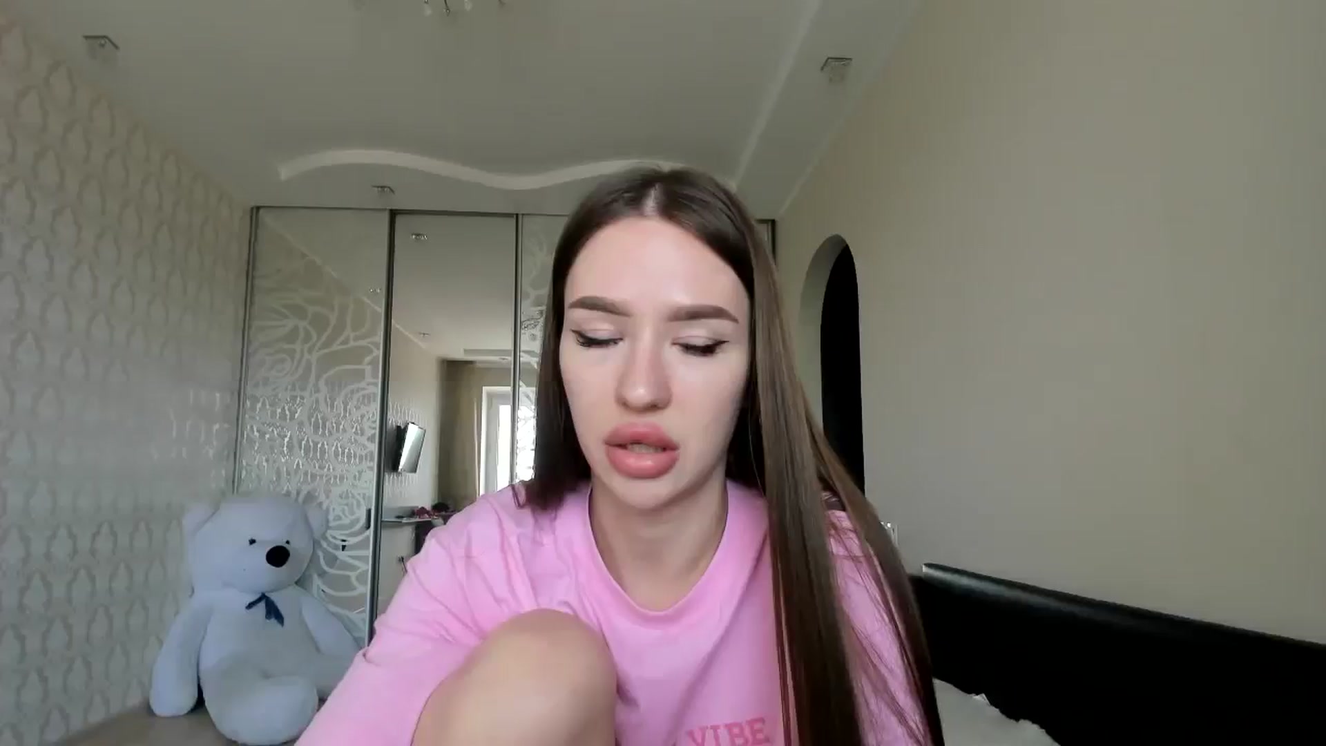 Gallery image thumbnail from only_Alisha's myfreecams stream on, 04/20/2025, 09:43 image 1 of 20