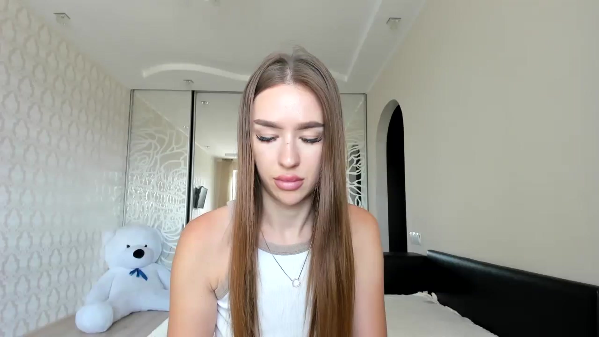 Gallery image thumbnail from only_Alisha's myfreecams stream on, 07/19/2025, 09:23 image 5 of 20