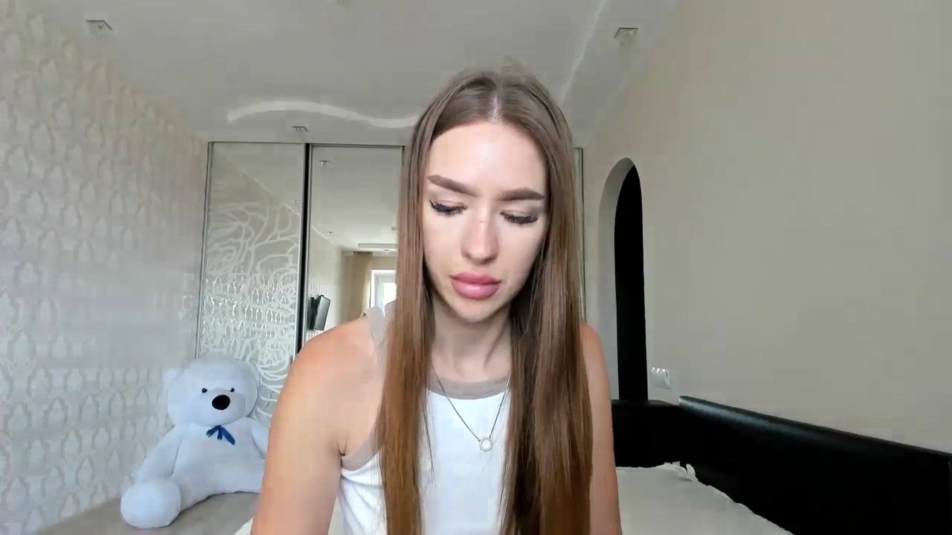 Gallery image thumbnail from only_Alisha's myfreecams stream on, 07/19/2025, 09:23 image 3 of 20