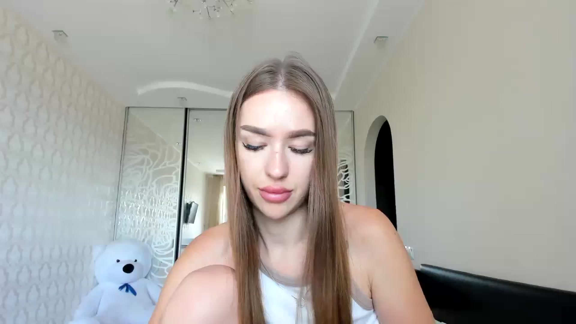 Gallery image thumbnail from only_Alisha's myfreecams stream on, 07/19/2025, 09:23 image 14 of 20