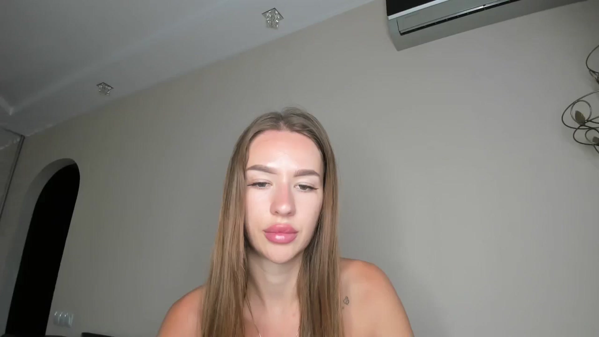 Gallery image thumbnail from only_Alisha's myfreecams stream on, 08/03/2025, 15:35 image 18 of 20