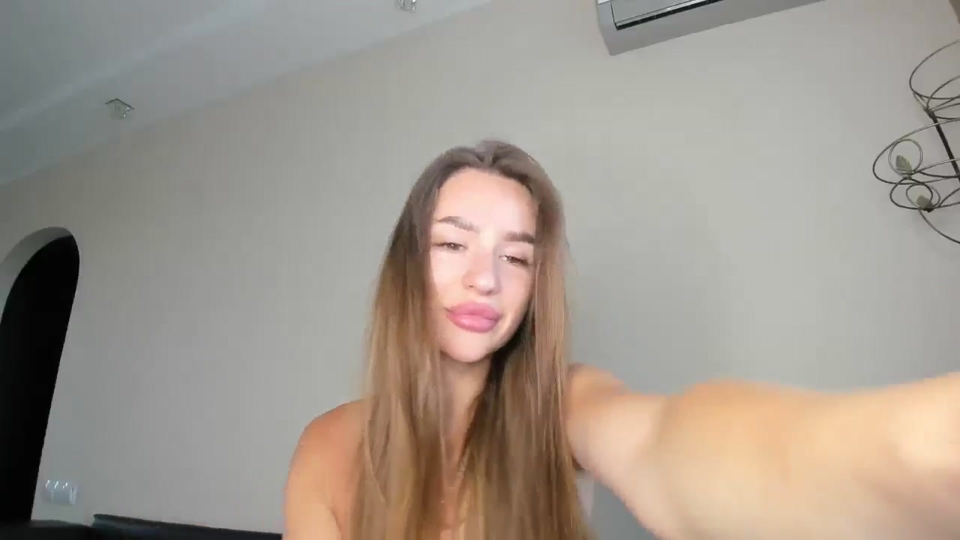 Gallery image thumbnail from only_Alisha's myfreecams stream on, 08/10/2025, 13:41 image 12 of 20