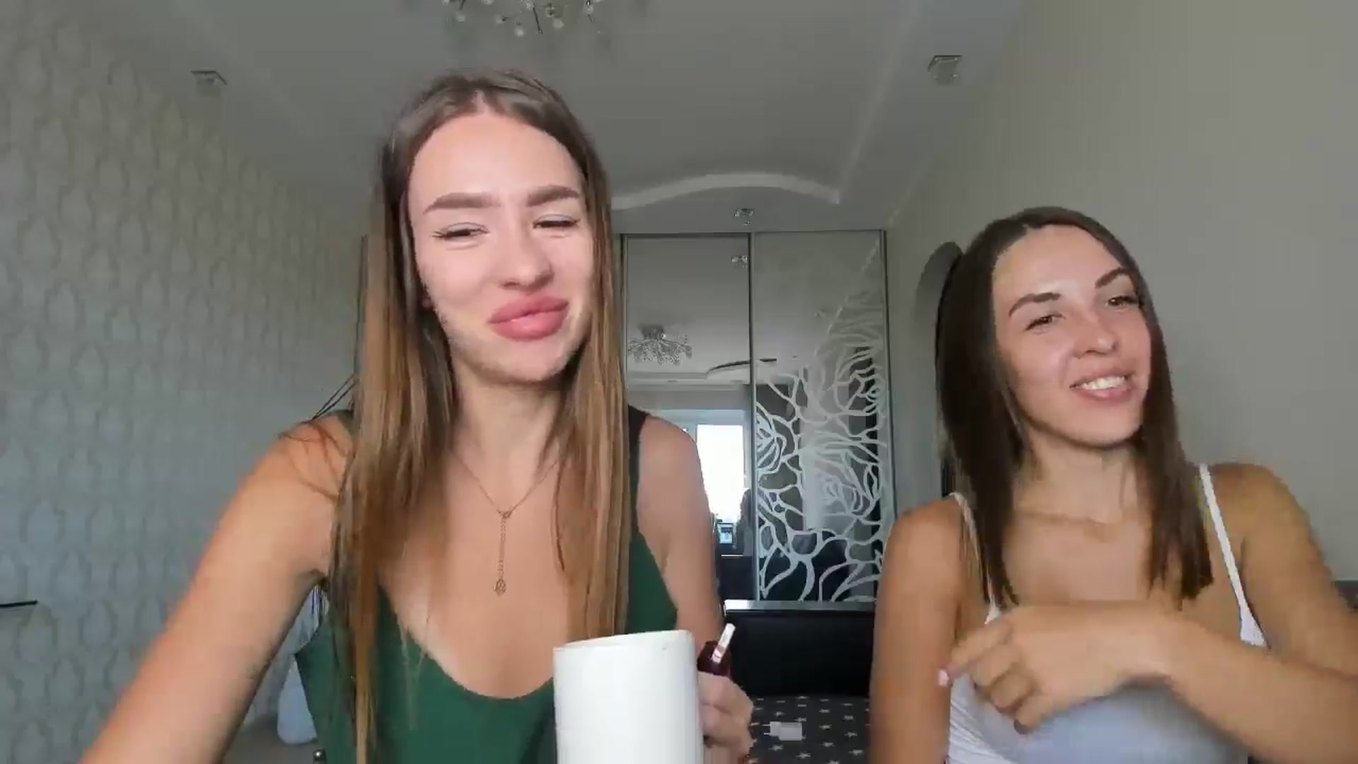 Gallery image thumbnail from only_Alisha's myfreecams stream on, 08/10/2025, 14:52 image 10 of 20