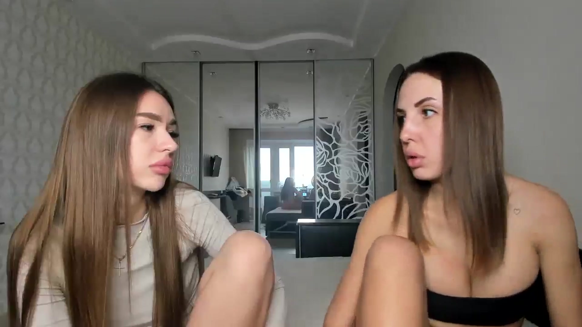 Gallery image thumbnail from only_Alisha's myfreecams stream on, 11/07/2025, 10:19 image 18 of 20