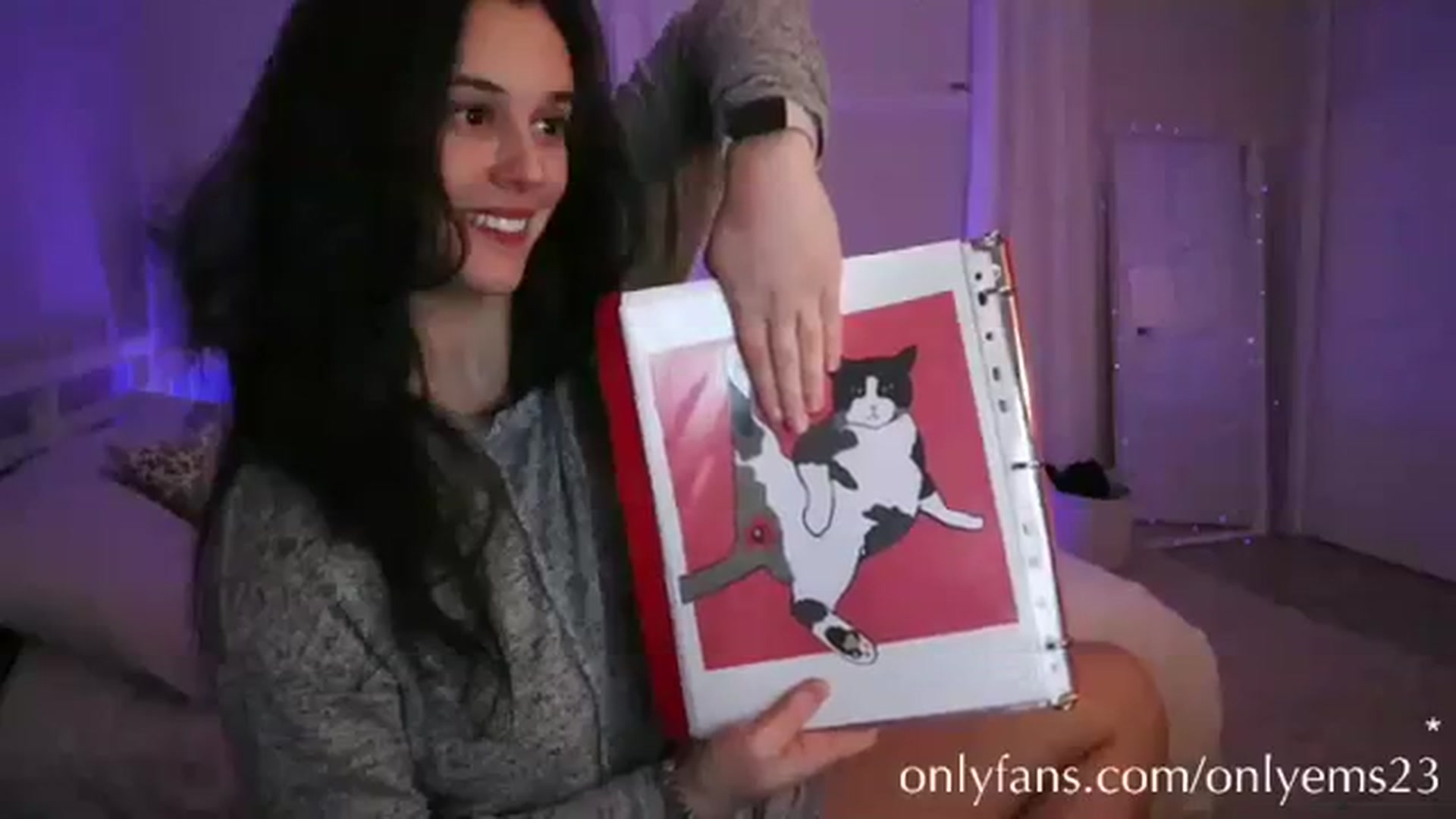 Gallery image thumbnail from onlyems23's myfreecams stream on, 02/01/2024, 10:10 image 20 of 20
