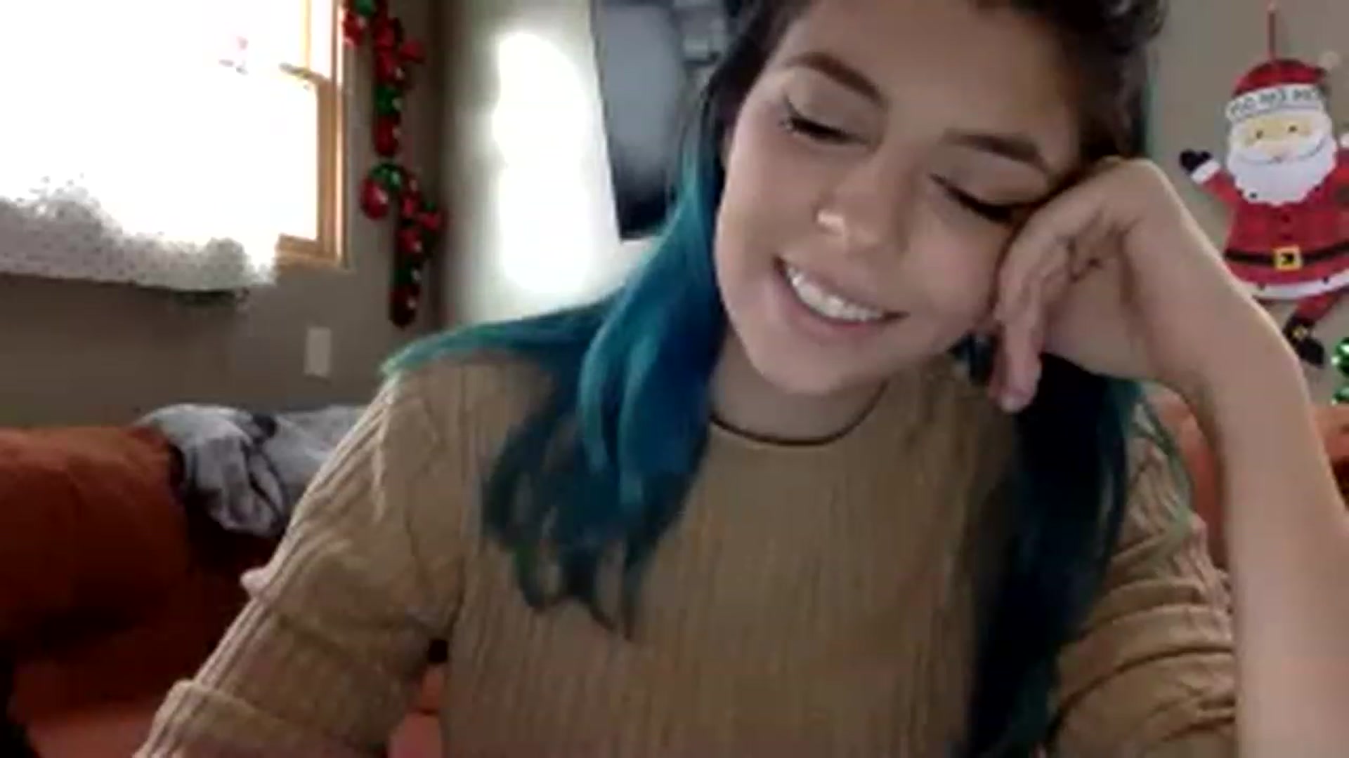 Gallery image thumbnail from onlygirlraven's myfreecams stream on, 12/06/2022, 16:39 image 19 of 20