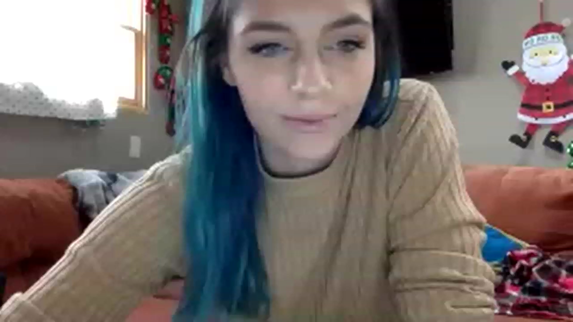 Gallery image thumbnail from onlygirlraven's myfreecams stream on, 12/06/2022, 16:39 image 8 of 20
