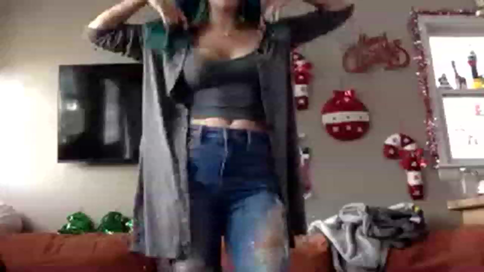Gallery image thumbnail from onlygirlraven's myfreecams stream on, 12/08/2022, 18:54 image 6 of 20
