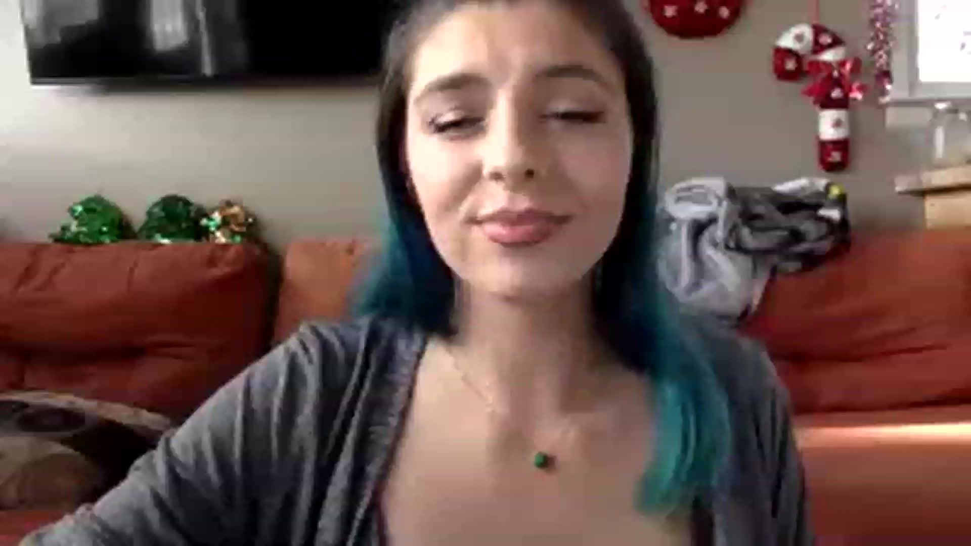 Gallery image thumbnail from onlygirlraven's myfreecams stream on, 12/08/2022, 18:54 image 17 of 20