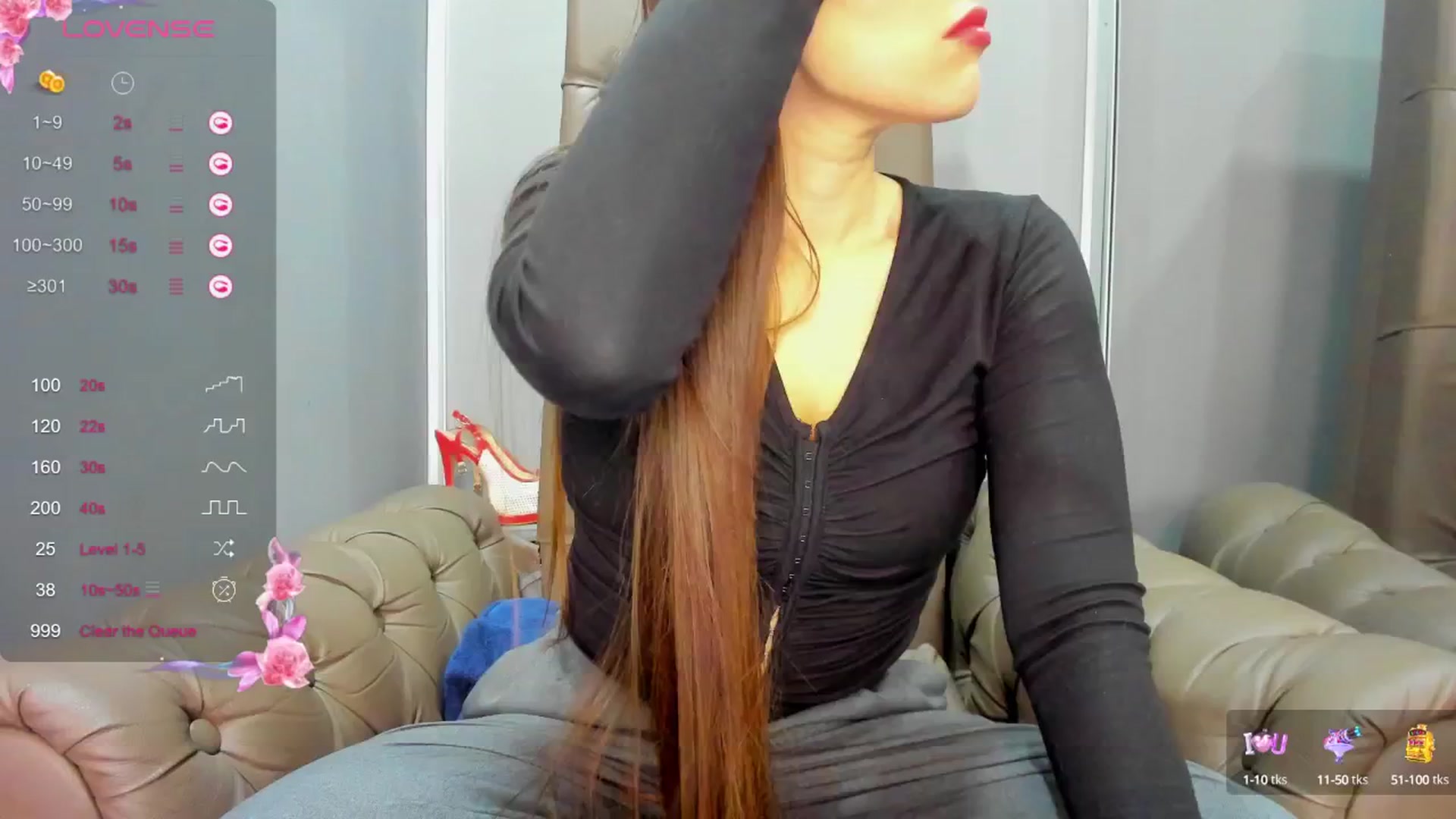 Gallery image thumbnail from ornellamuti's myfreecams stream on, 03/25/2025, 07:38 image 17 of 20