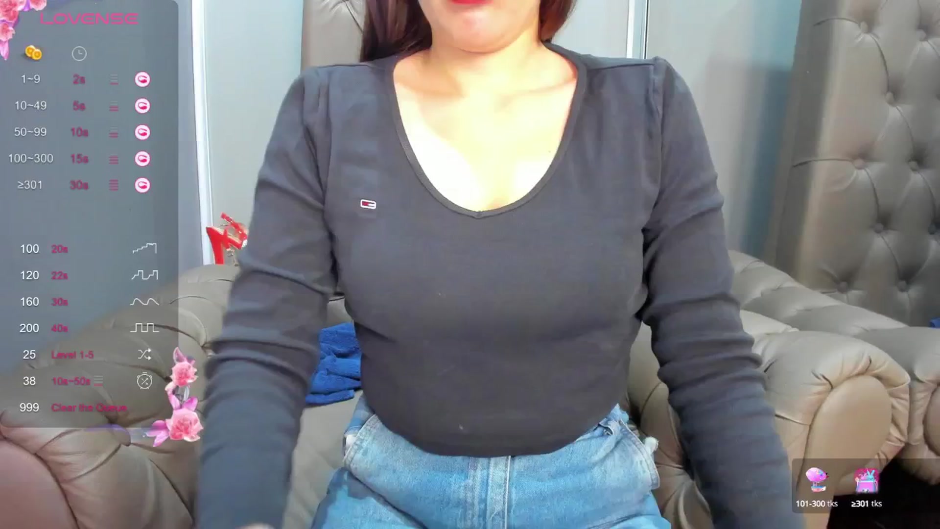 Gallery image thumbnail from ornellamuti's myfreecams stream on, 03/29/2025, 12:36 image 14 of 20