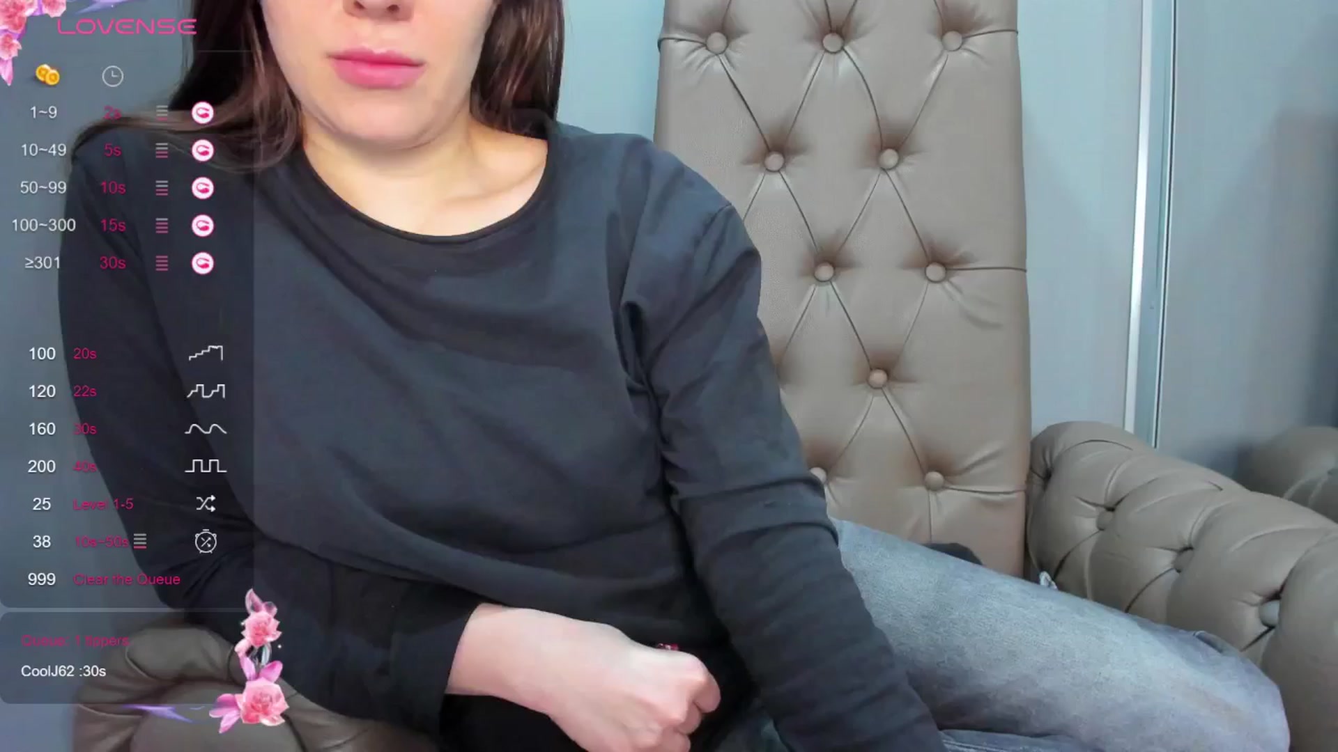 Gallery image thumbnail from ornellamuti's myfreecams stream on, 03/31/2025, 13:03 image 6 of 20