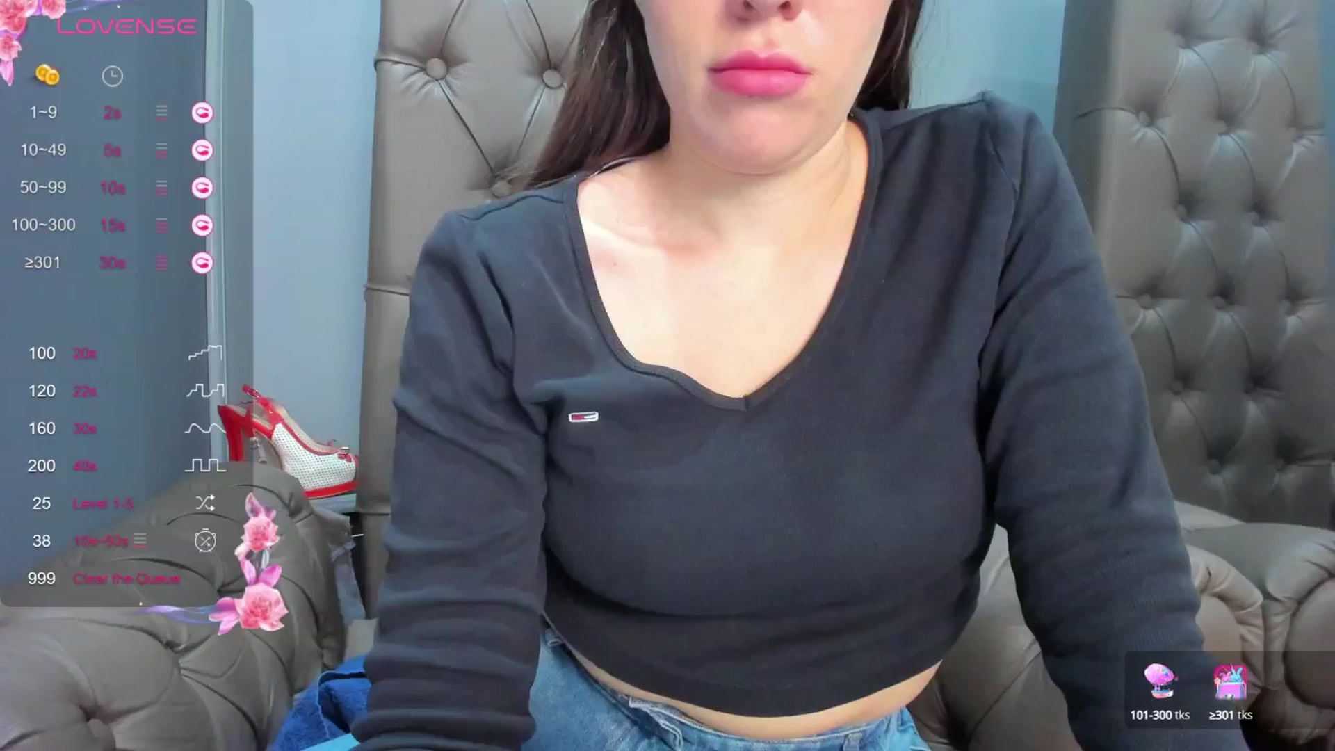 Gallery image thumbnail from ornellamuti's myfreecams stream on, 04/01/2025, 09:17 image 14 of 20