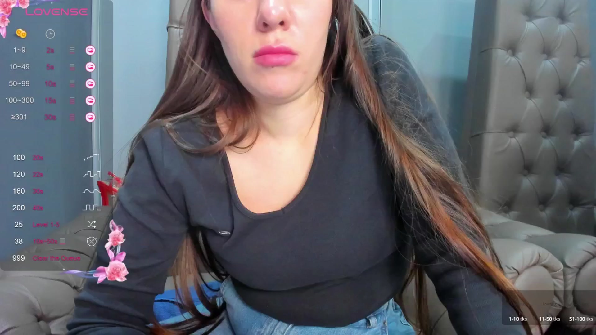 Gallery image thumbnail from ornellamuti's myfreecams stream on, 04/01/2025, 09:17 image 12 of 20