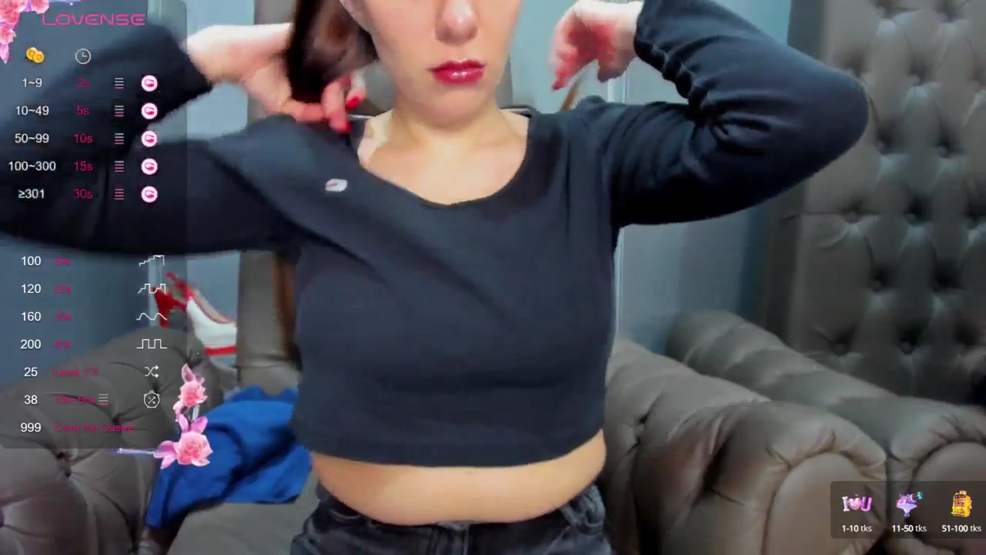 Gallery image thumbnail from ornellamuti's myfreecams stream on, 04/03/2025, 08:02 image 15 of 20