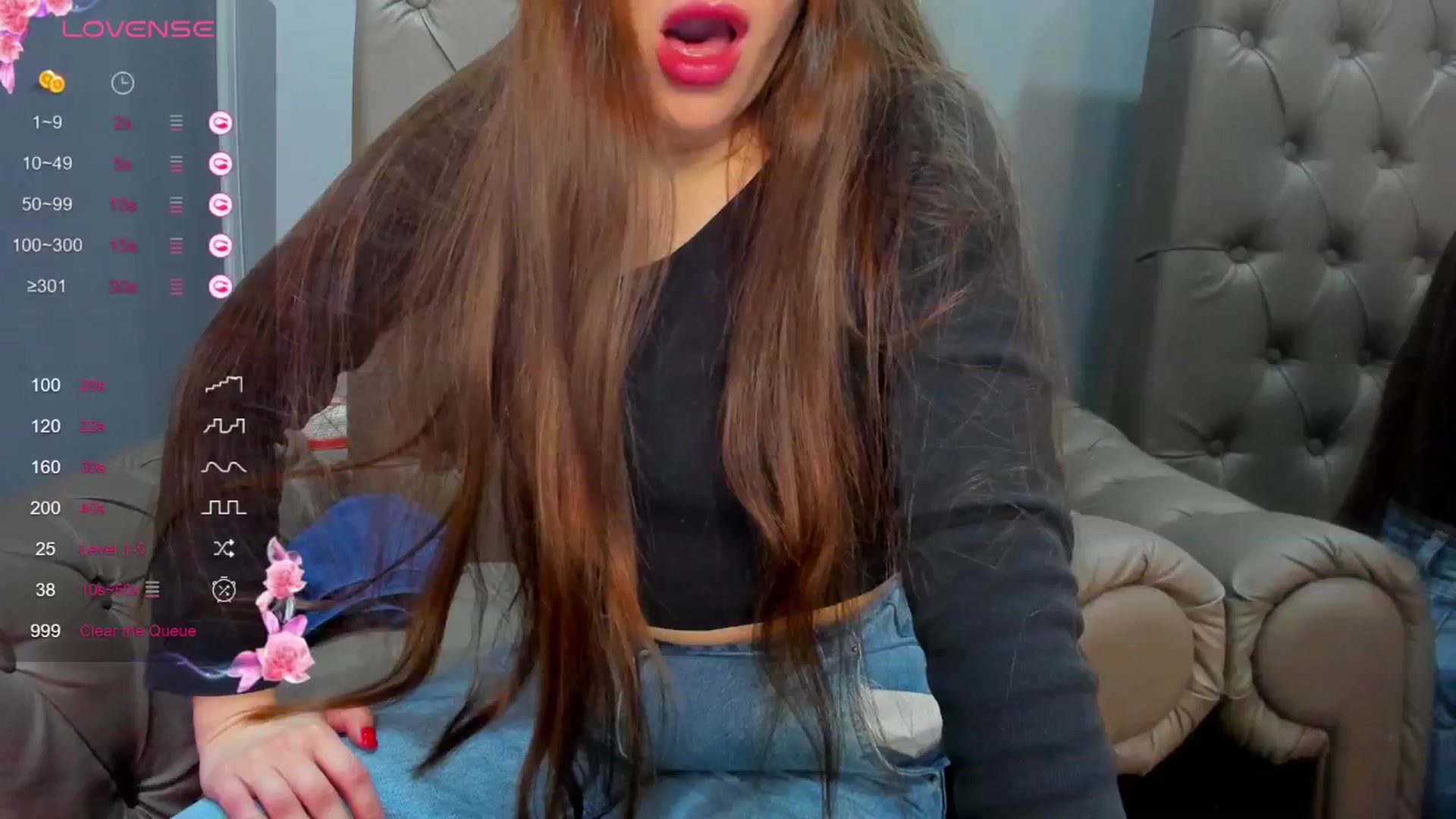 Gallery image thumbnail from ornellamuti's myfreecams stream on, 04/12/2025, 08:47 image 17 of 20