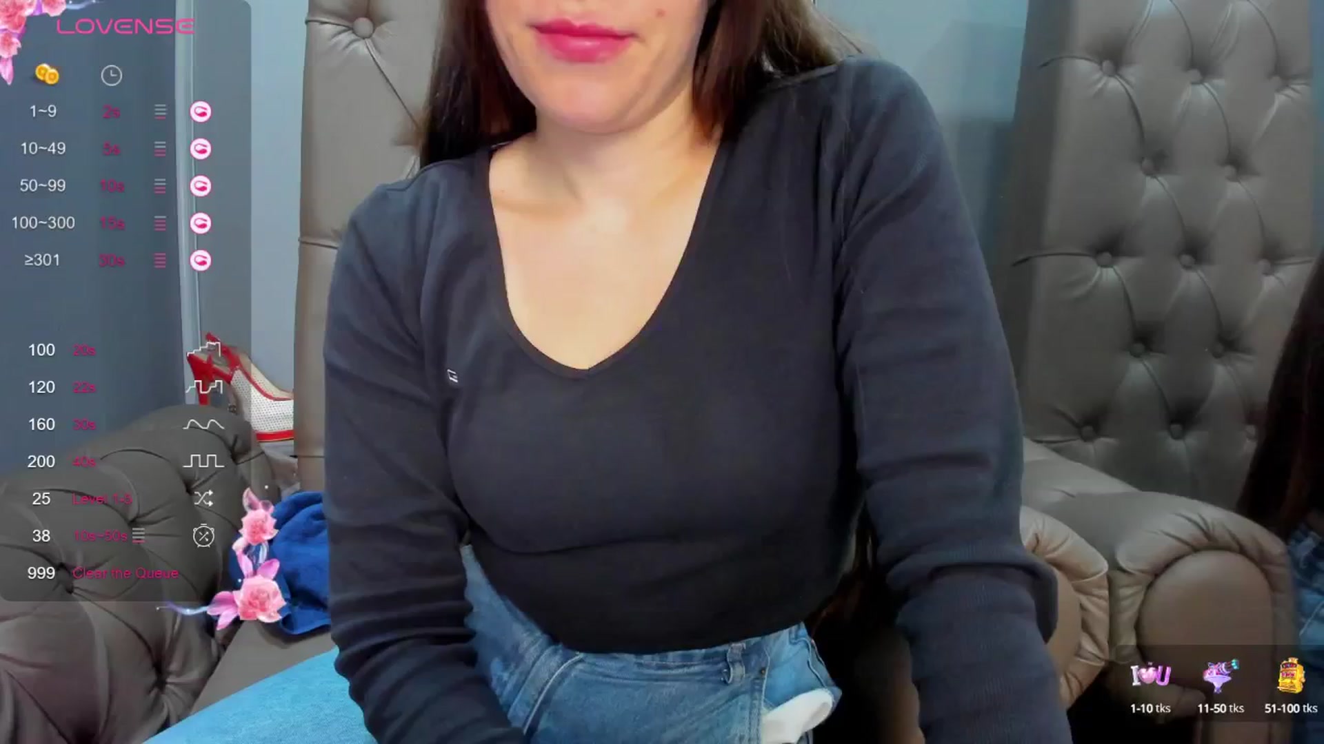 Gallery image thumbnail from ornellamuti's myfreecams stream on, 04/12/2025, 10:32 image 2 of 20