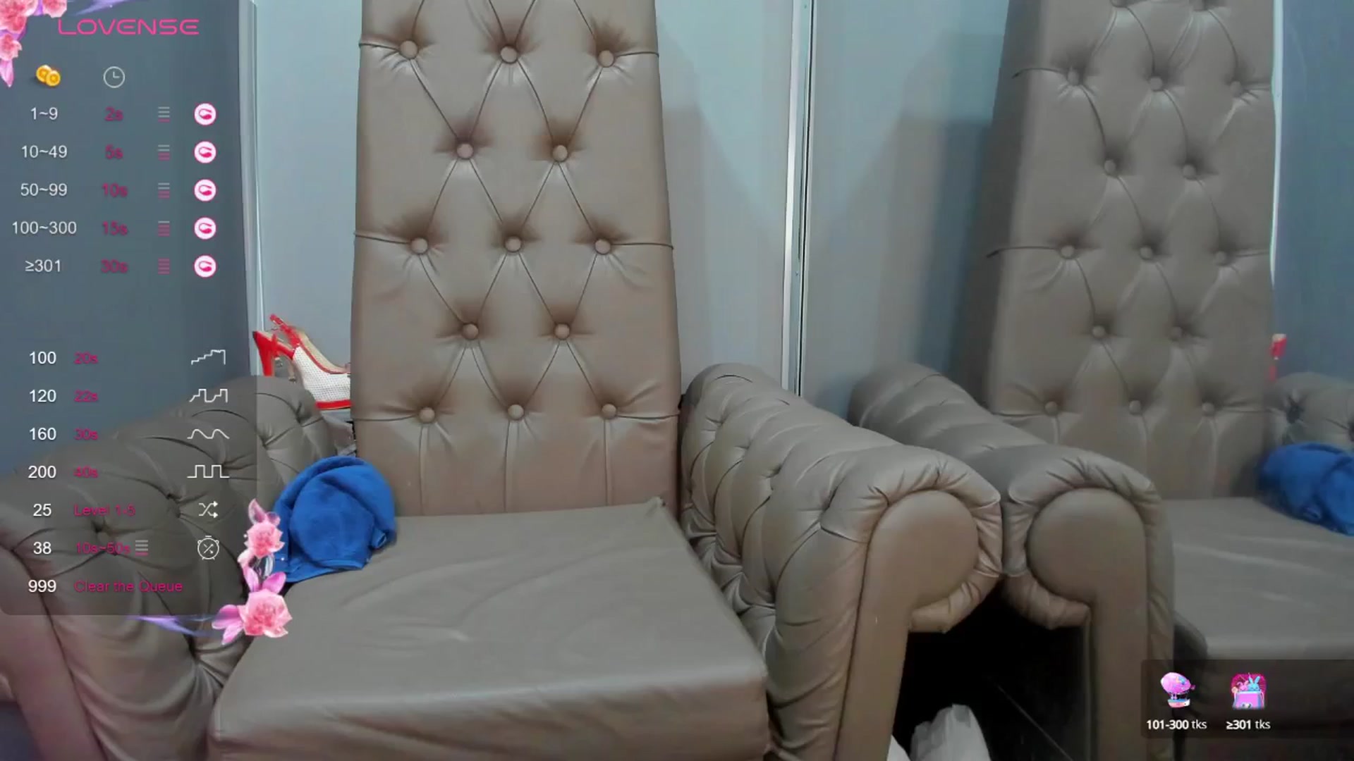 Gallery image thumbnail from ornellamuti's myfreecams stream on, 04/12/2025, 10:32 image 19 of 20