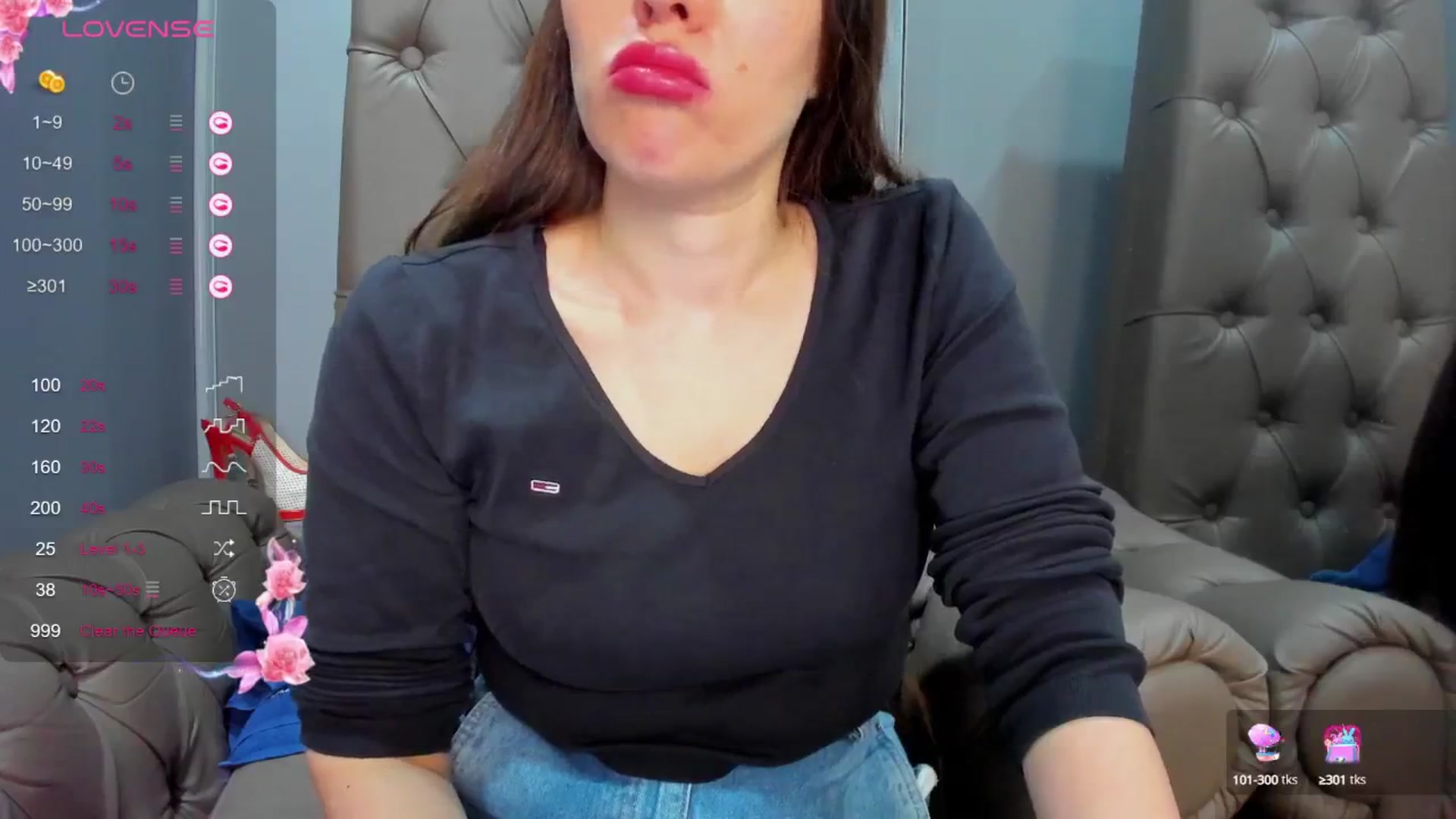 Gallery image thumbnail from ornellamuti's myfreecams stream on, 04/12/2025, 13:09 image 18 of 20