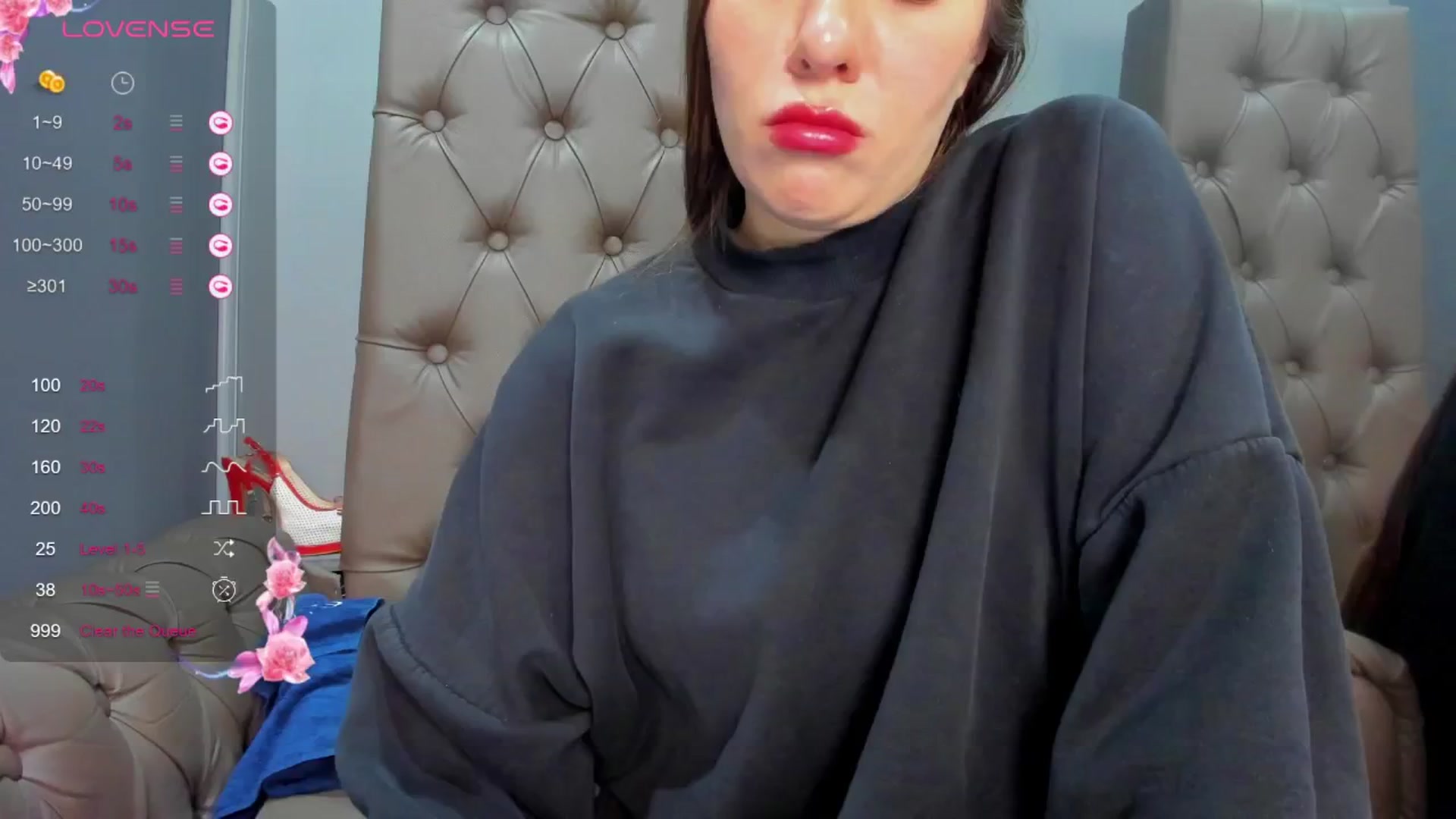 Gallery image thumbnail from ornellamuti's myfreecams stream on, 04/18/2025, 07:20 image 10 of 20