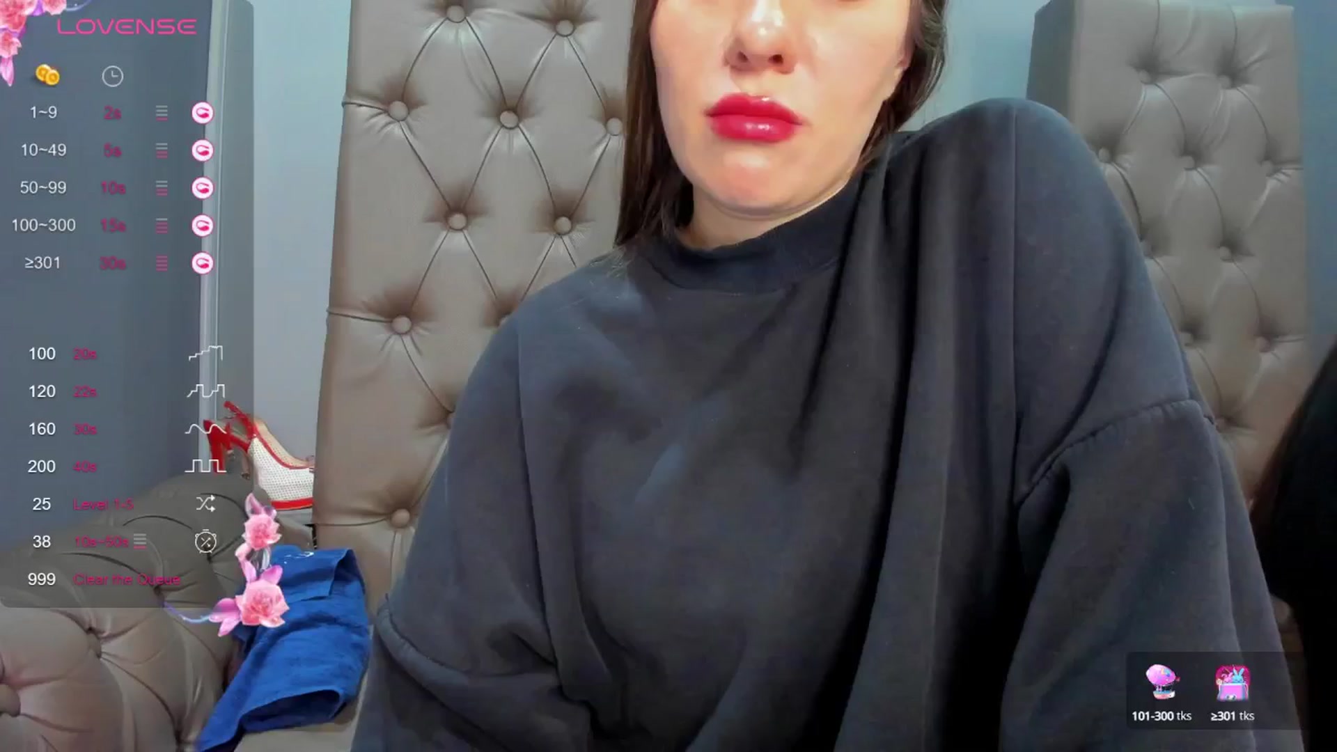 Gallery image thumbnail from ornellamuti's myfreecams stream on, 04/18/2025, 07:20 image 17 of 20