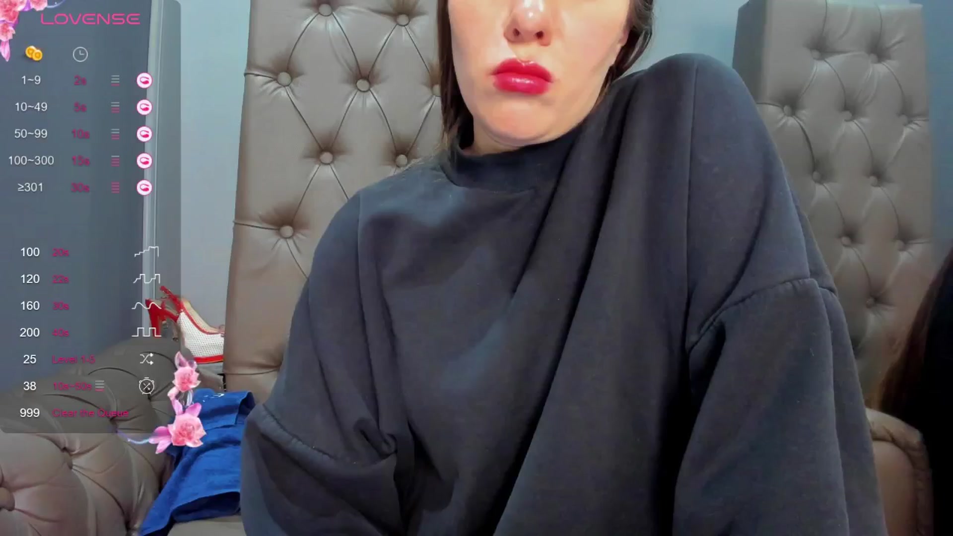 Gallery image thumbnail from ornellamuti's myfreecams stream on, 04/18/2025, 07:20 image 6 of 20