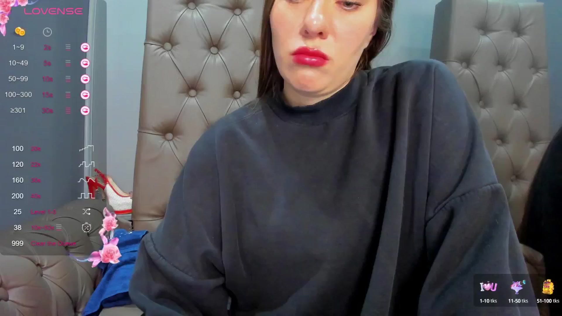 Gallery image thumbnail from ornellamuti's myfreecams stream on, 04/18/2025, 07:20 image 15 of 20