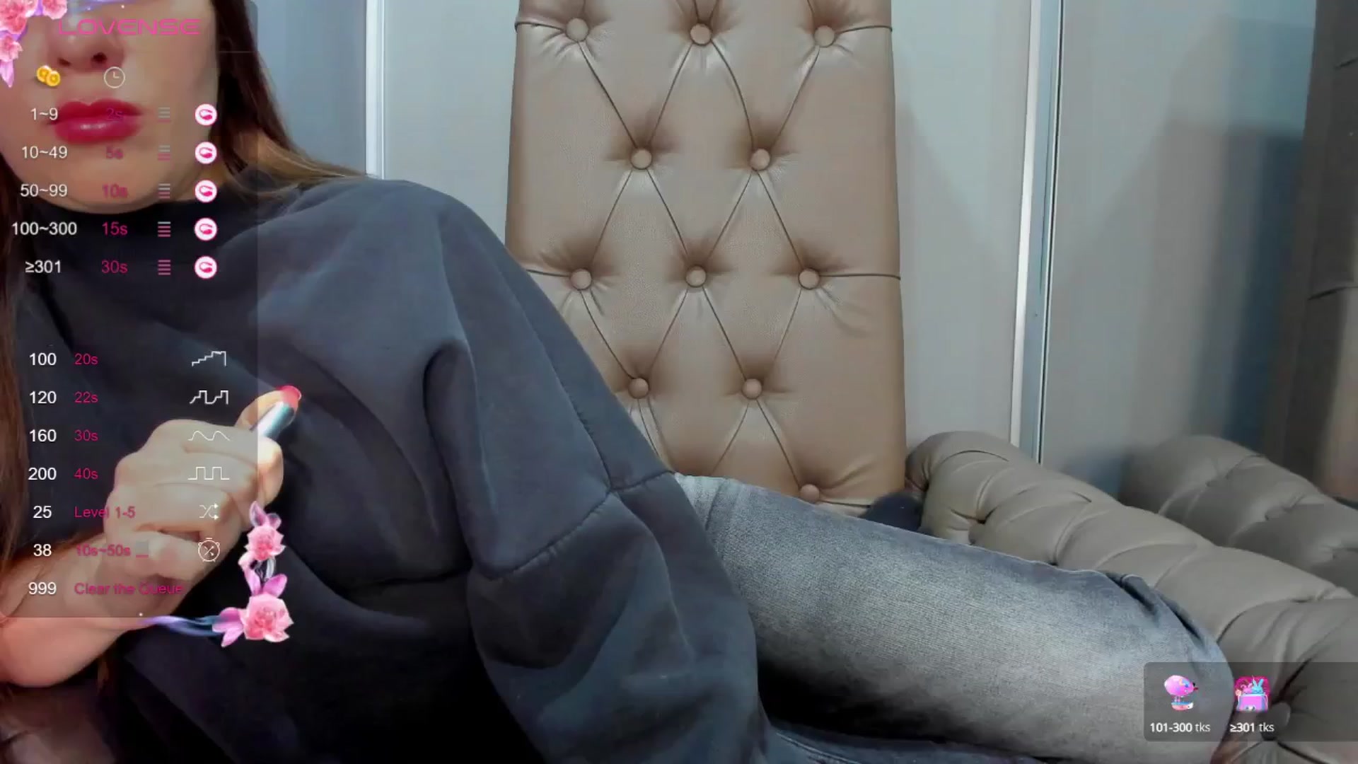 Gallery image thumbnail from ornellamuti's myfreecams stream on, 04/18/2025, 09:05 image 4 of 20