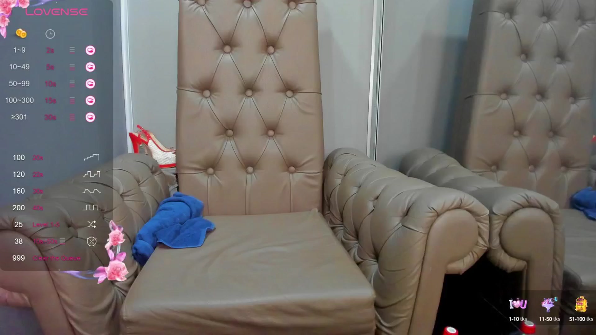 Gallery image thumbnail from ornellamuti's myfreecams stream on, 04/24/2025, 10:40 image 19 of 20