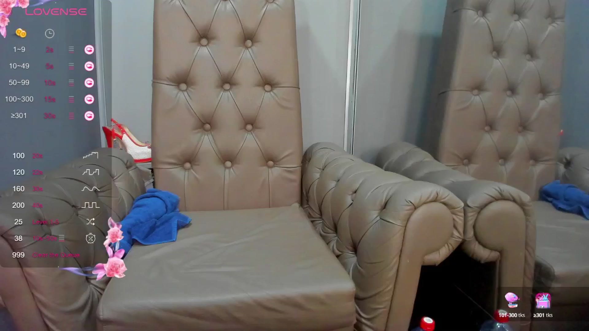 Gallery image thumbnail from ornellamuti's myfreecams stream on, 04/24/2025, 10:40 image 11 of 20