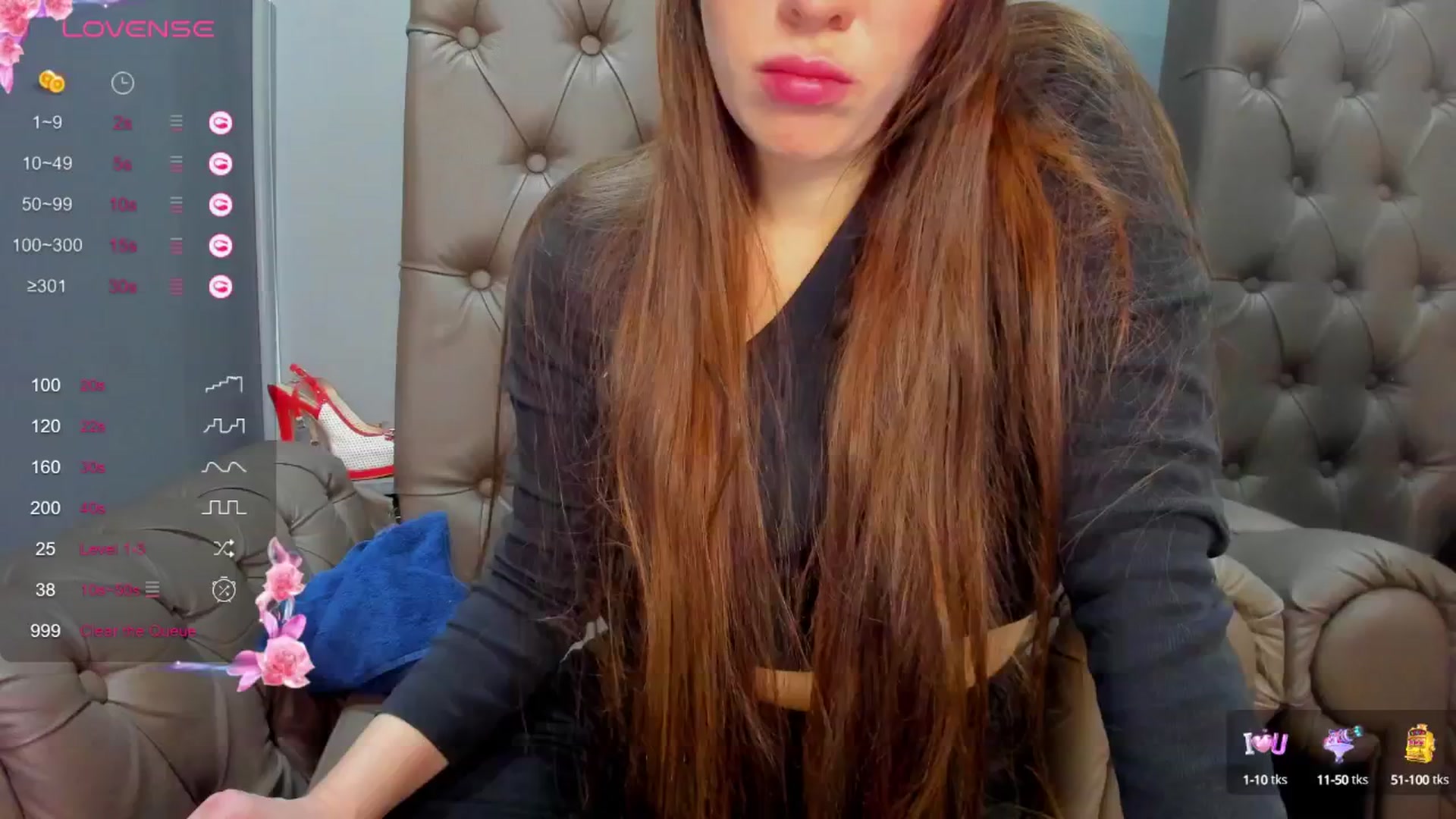 Gallery image thumbnail from ornellamuti's myfreecams stream on, 04/25/2025, 08:40 image 17 of 20