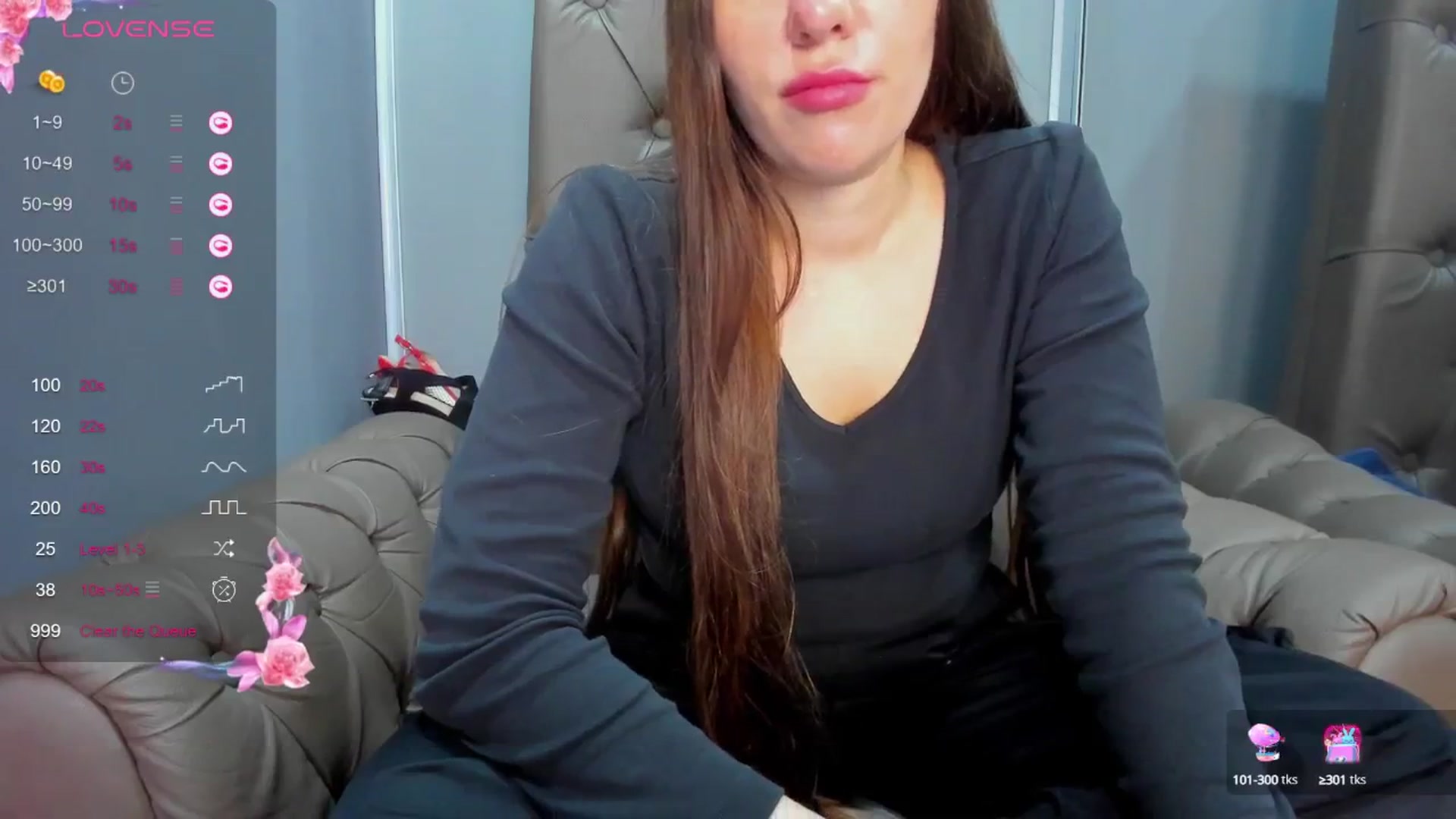 Gallery image thumbnail from ornellamuti's myfreecams stream on, 05/08/2025, 09:25 image 17 of 20