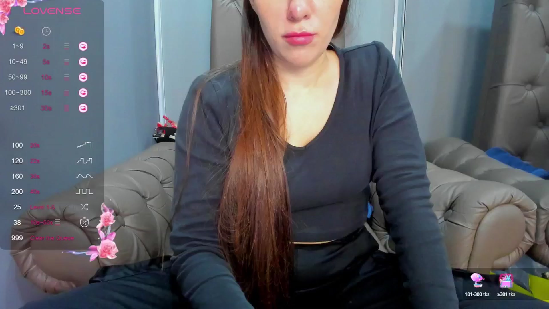 Gallery image thumbnail from ornellamuti's myfreecams stream on, 05/08/2025, 09:25 image 4 of 20