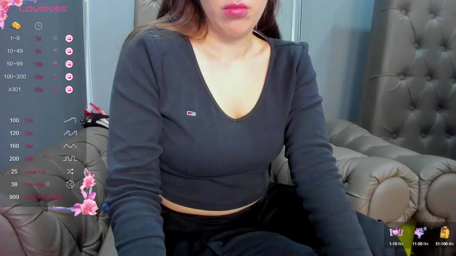 Gallery image thumbnail from ornellamuti's myfreecams stream on, 05/08/2025, 11:02 image 6 of 20