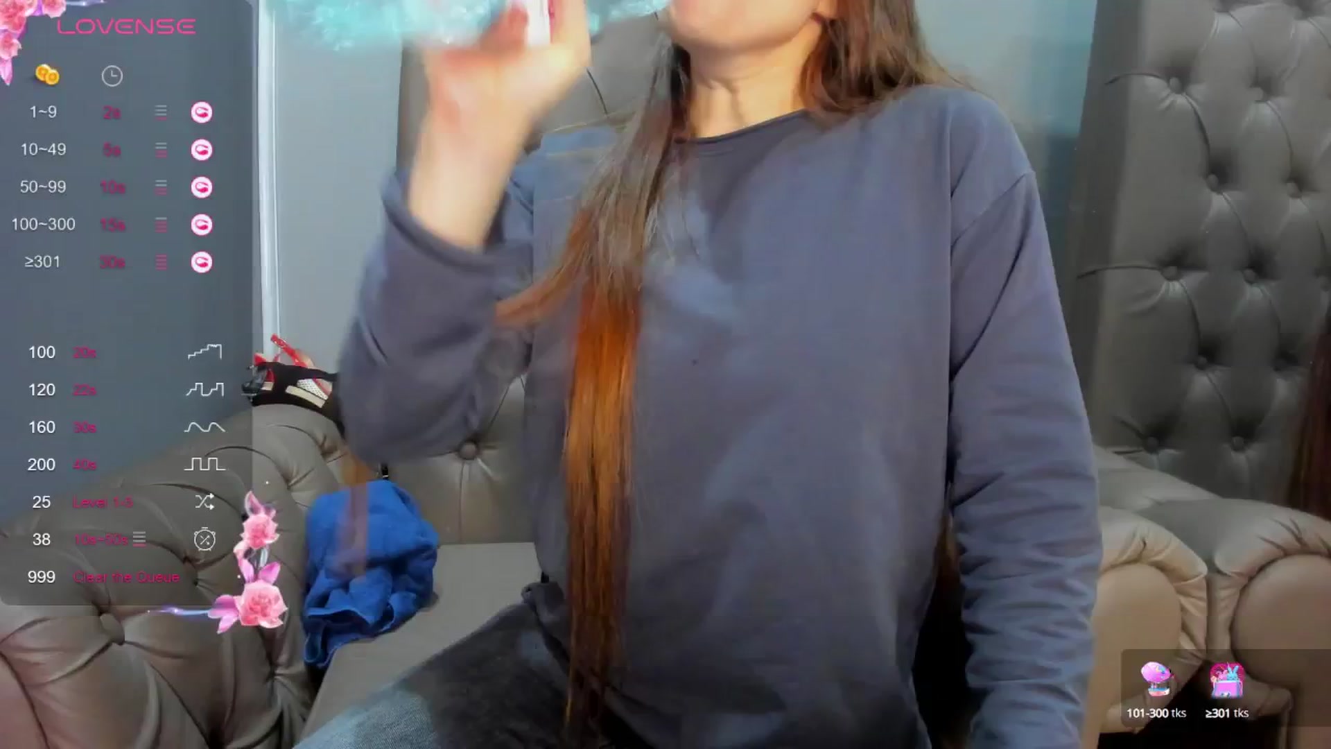 Gallery image thumbnail from ornellamuti's myfreecams stream on, 05/13/2025, 08:38 image 14 of 20