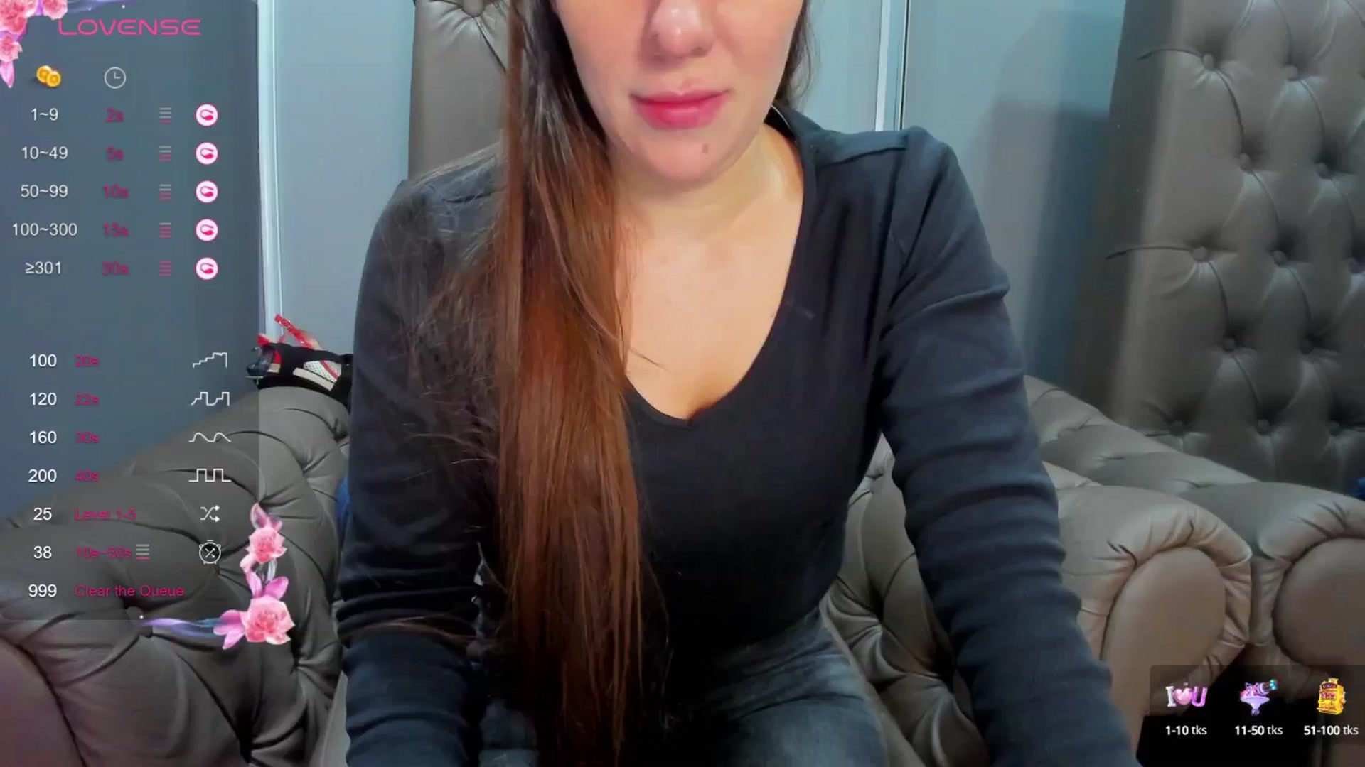 Gallery image thumbnail from ornellamuti's myfreecams stream on, 05/18/2025, 13:37 image 5 of 20