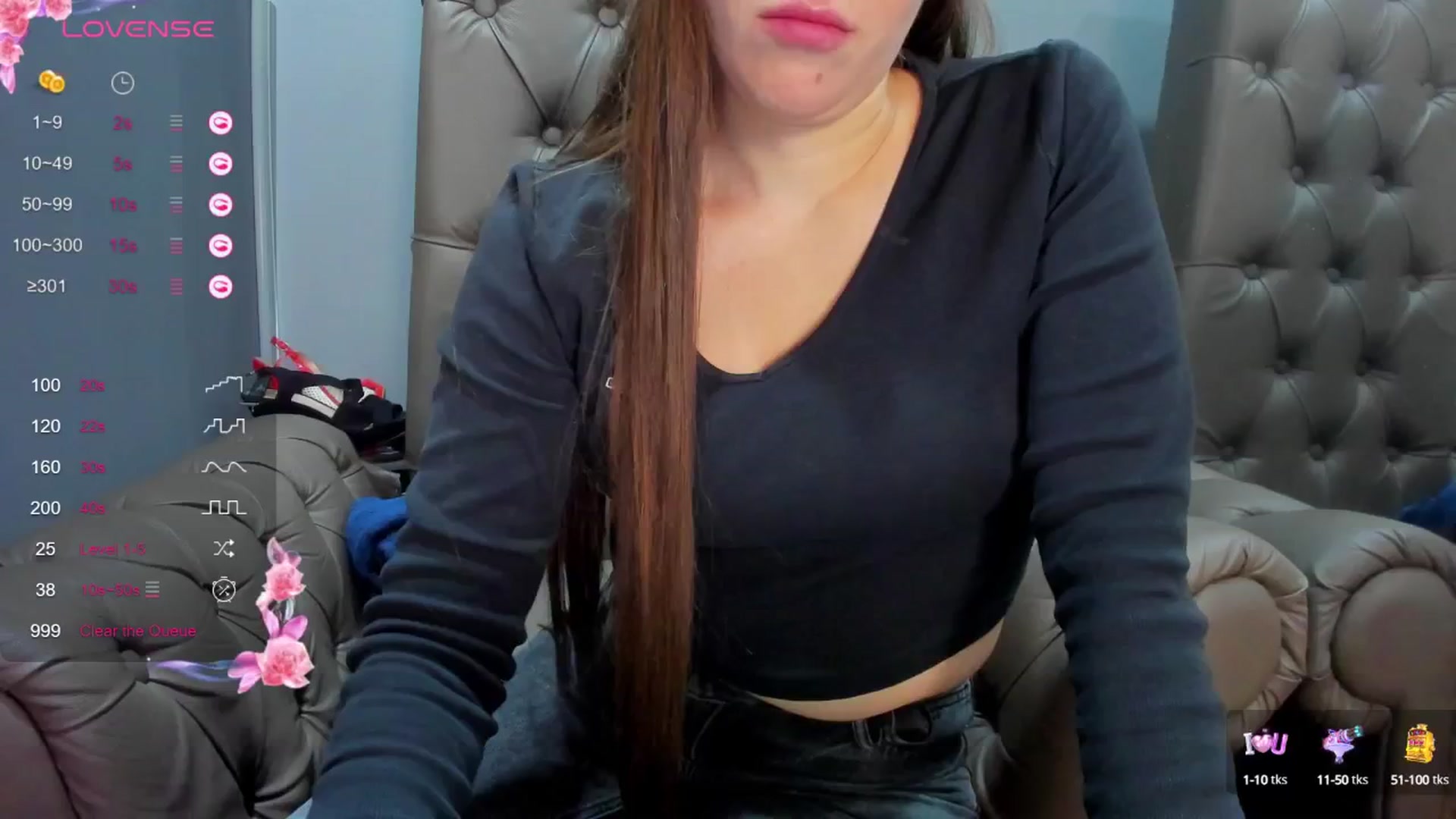 Gallery image thumbnail from ornellamuti's myfreecams stream on, 05/18/2025, 13:37 image 9 of 20