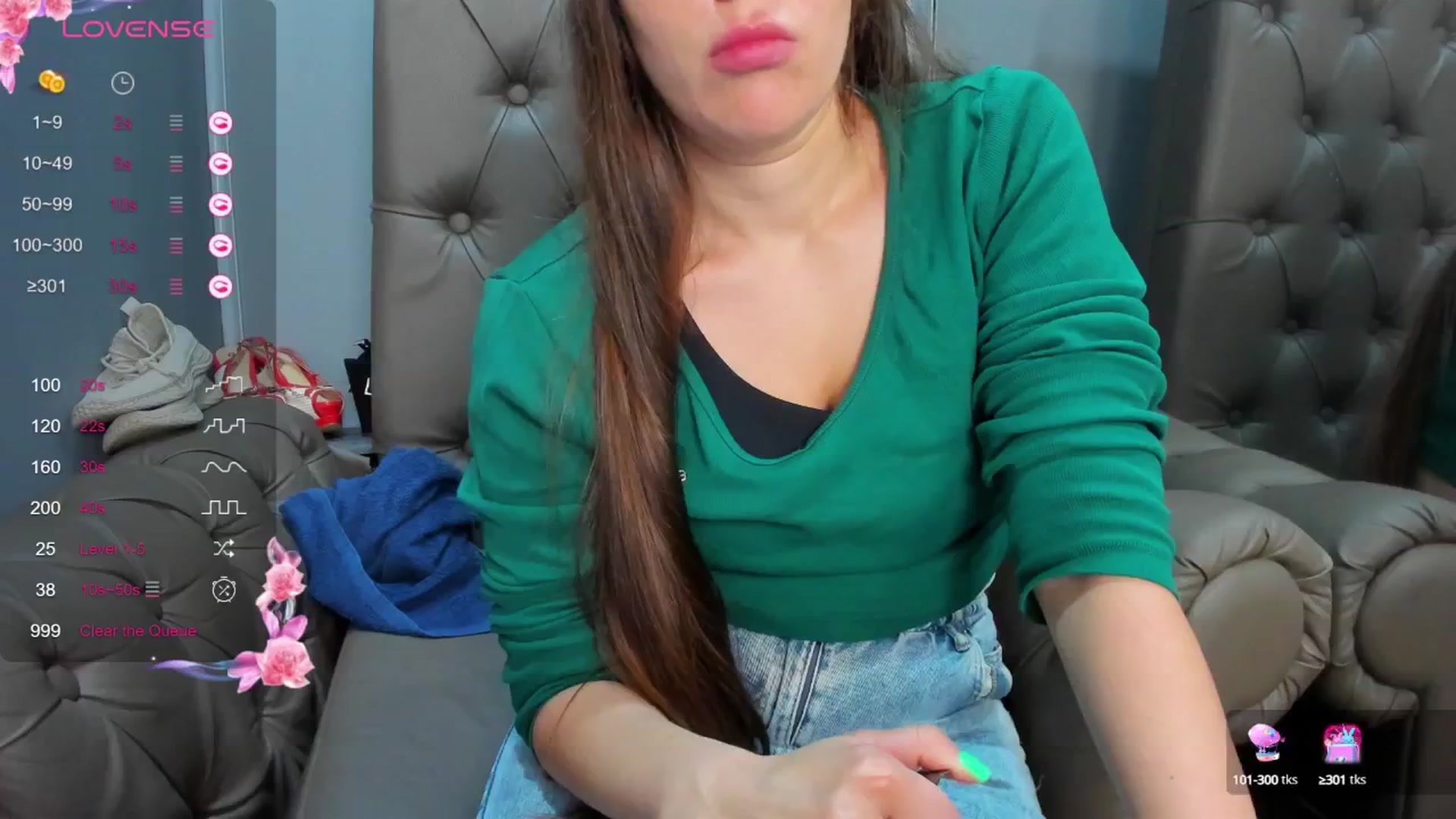 Gallery image thumbnail from ornellamuti's myfreecams stream on, 06/29/2025, 13:22 image 9 of 20